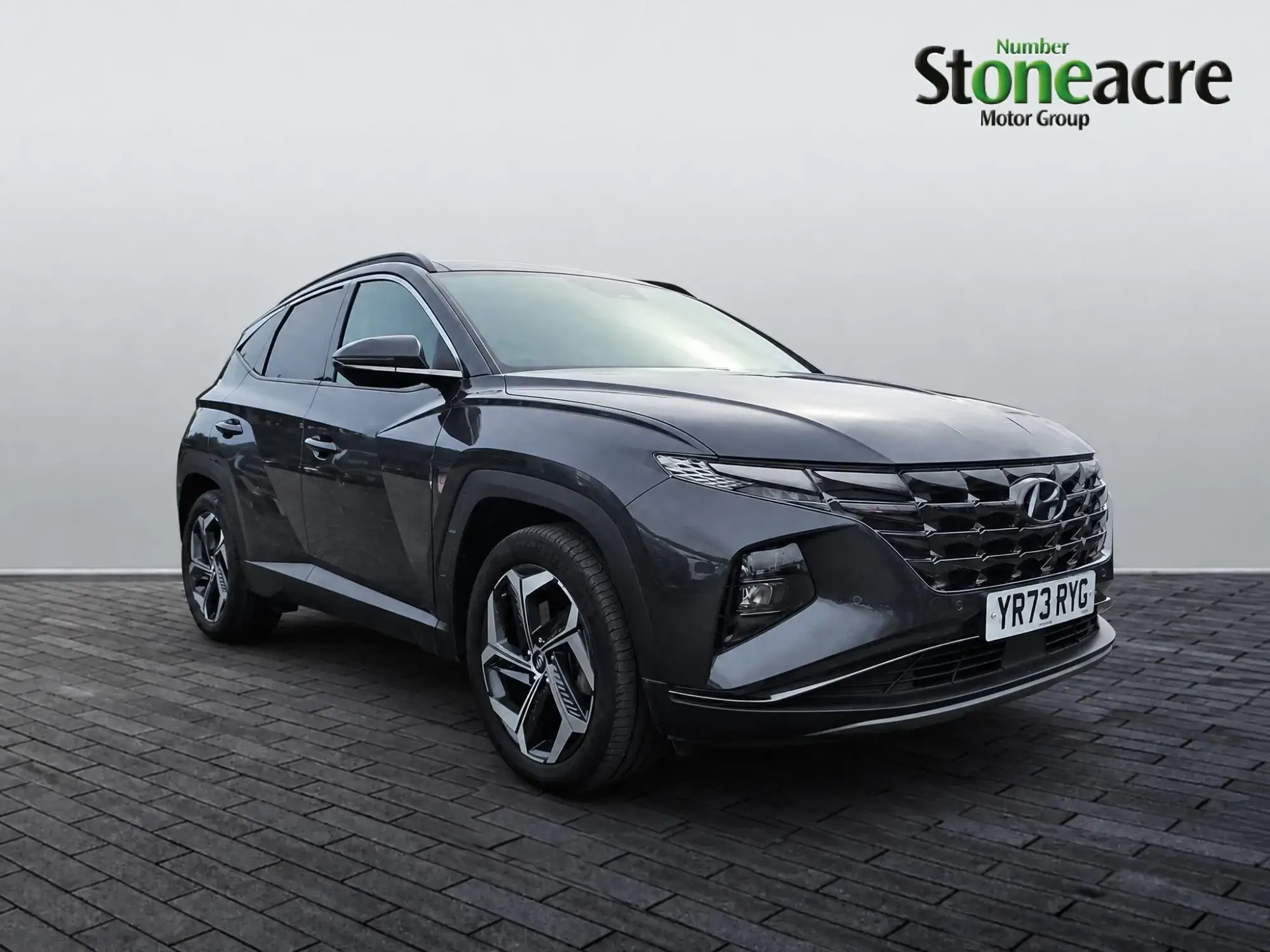 Hyundai TUCSON Plug-in Hybrid 1.6 h T-GDi 13.8kWh Ultimate SUV 5dr Petrol Plug-in Hybrid Auto 4WD Euro 6 (s/s) (265 ps) YR73RYG Image 1 Hyundai TUCSON Plug-in Hybrid 1.6 h T-GDi 13.8kWh Ultimate SUV 5dr Petrol Plug-in Hybrid Auto 4WD Euro 6 (s/s) (265 ps) YR73RYG Image 1