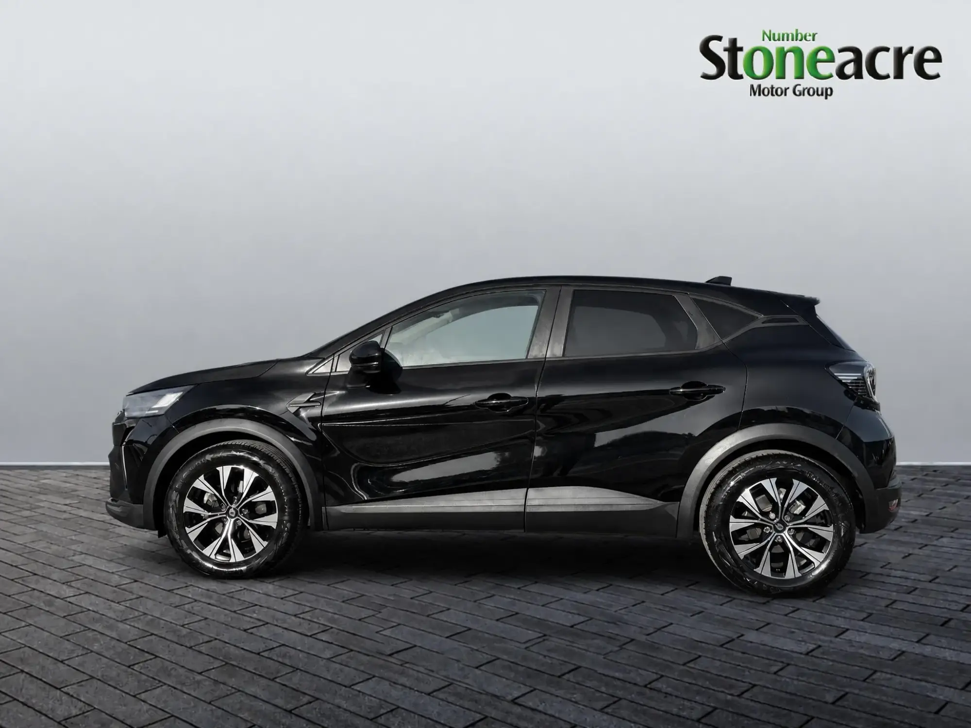 Renault Captur E-Tech Image 6 Renault Captur E-Tech Image 6