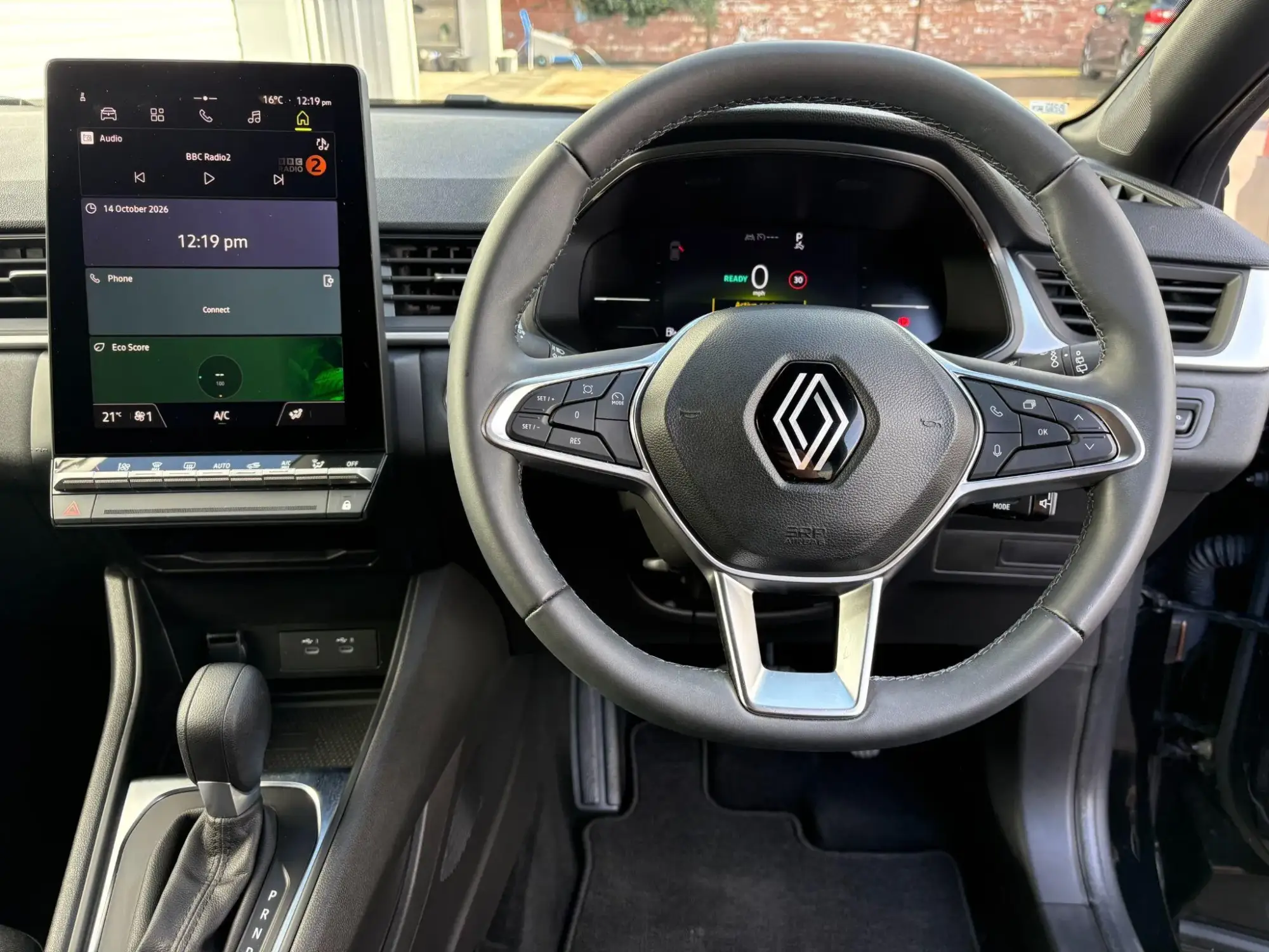 Renault Captur E-Tech Image 12 Renault Captur E-Tech Image 12