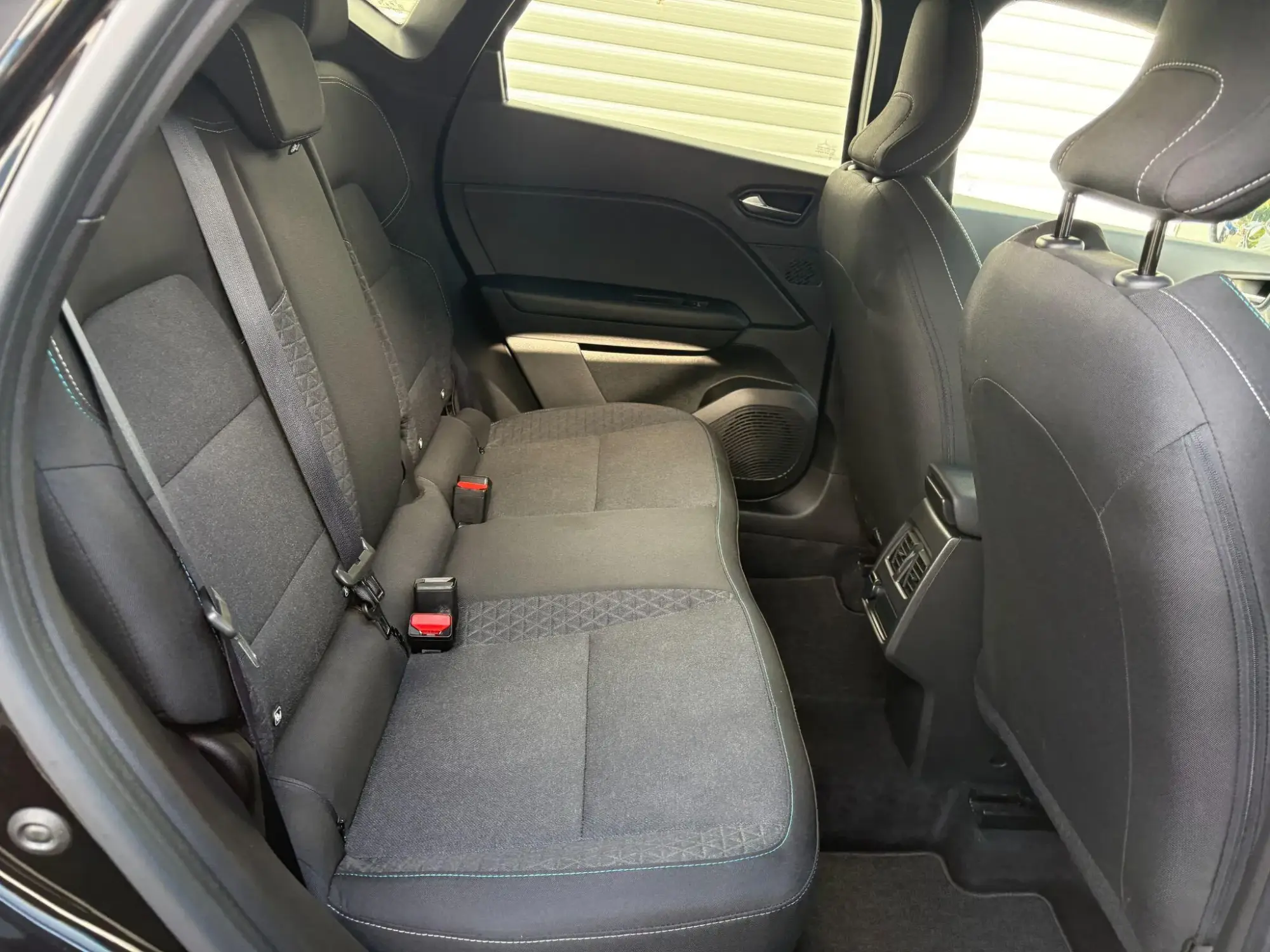 Renault Captur E-Tech Image 34 Renault Captur E-Tech Image 34