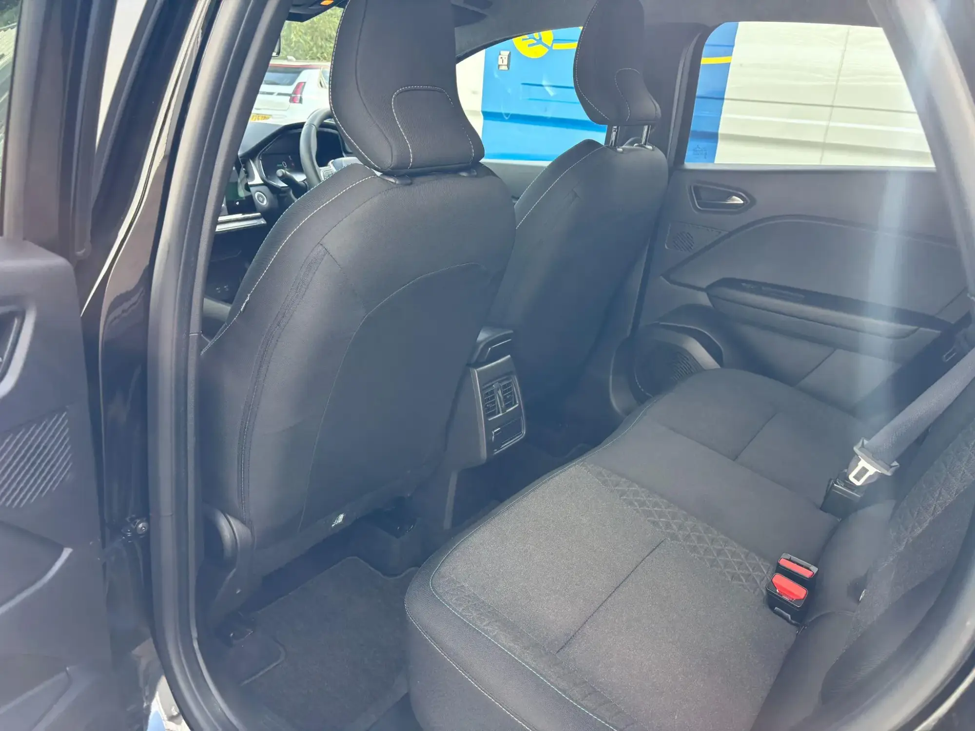 Renault Captur E-Tech Image 37 Renault Captur E-Tech Image 37