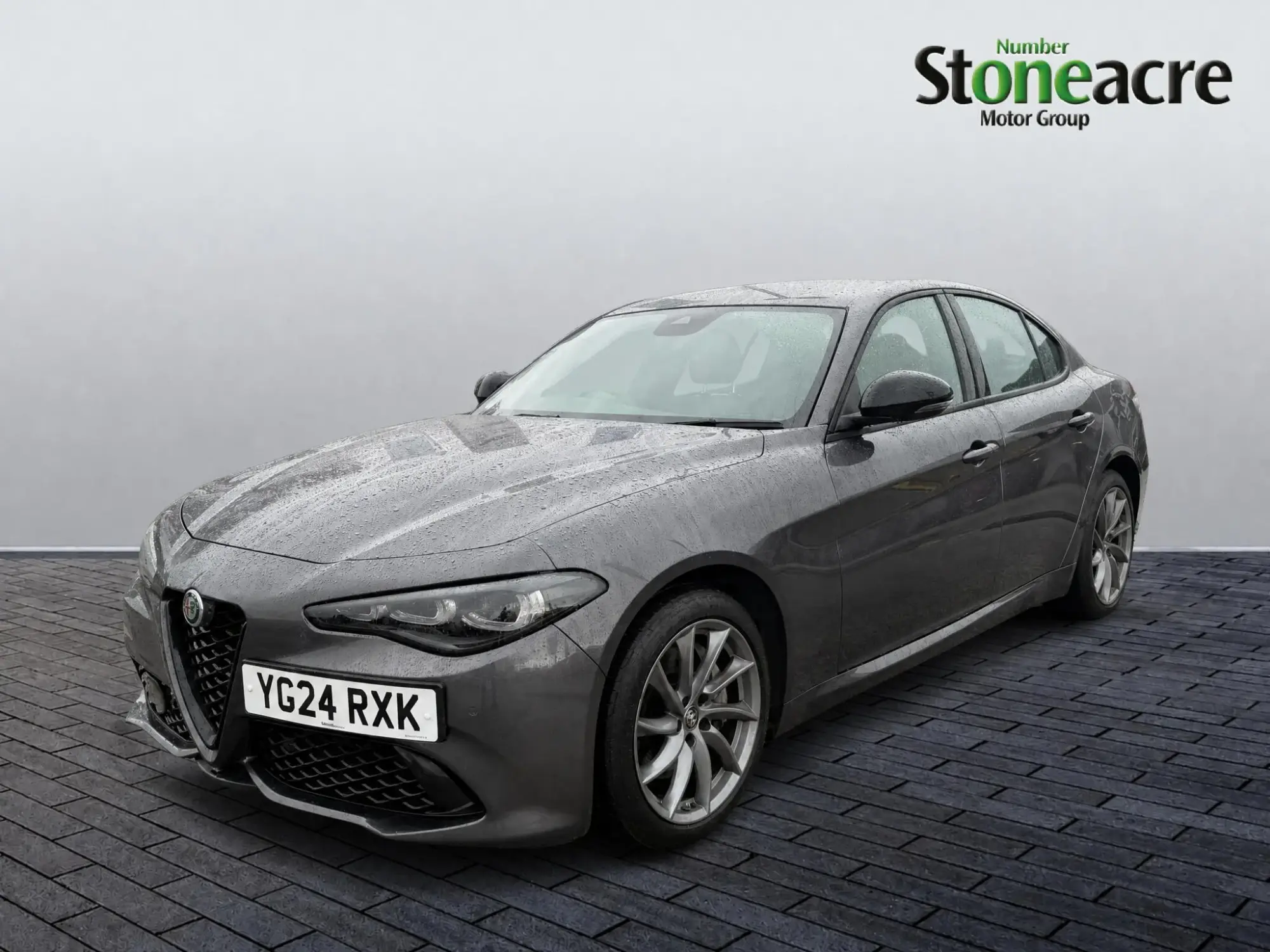 Alfa Romeo Giulia 2.0T Sprint Auto Euro 6 (s/s) 4dr YG24RXK Image 3 Alfa Romeo Giulia 2.0T Sprint Auto Euro 6 (s/s) 4dr YG24RXK Image 3