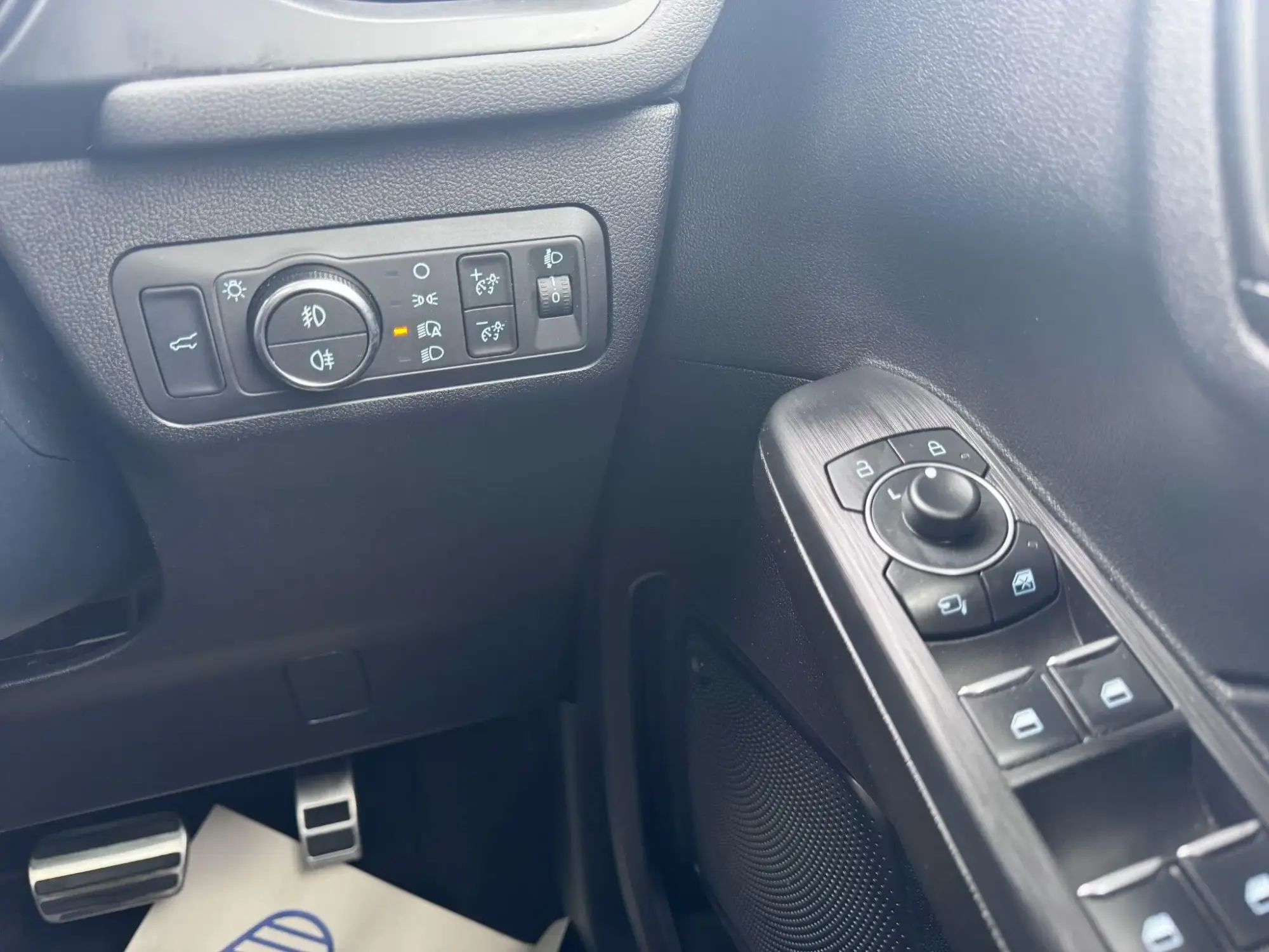 Ford Kuga Hybrid Image 21 Ford Kuga Hybrid Image 21