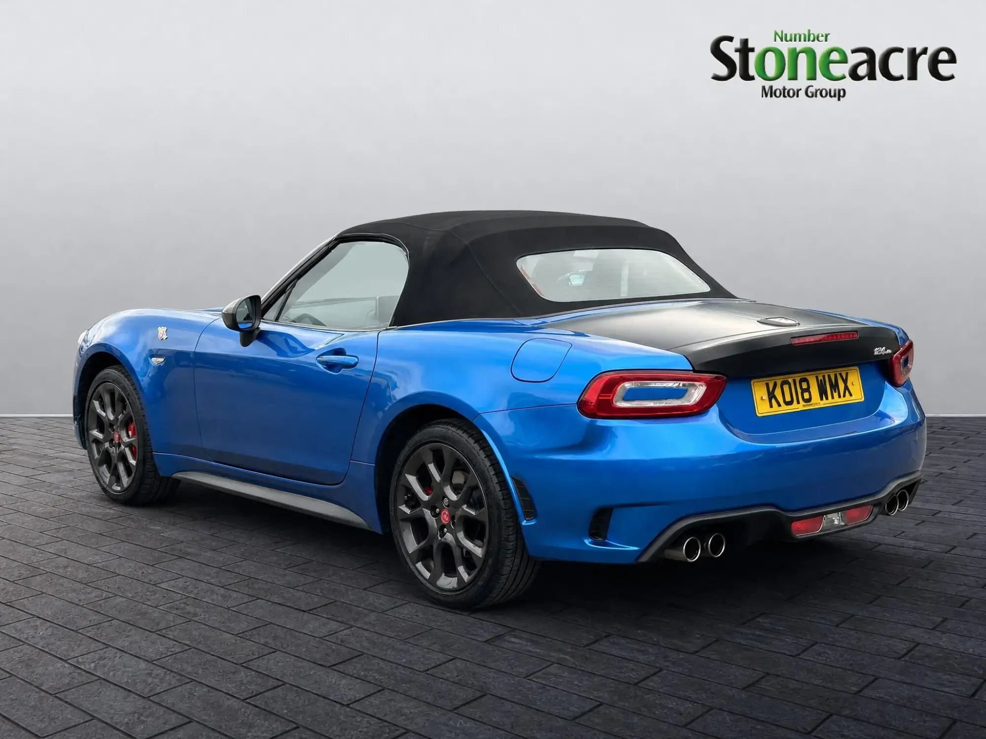 Abarth 124 Spider 1.4 MultiAir Auto Euro 6 2dr KO18WMX Image 3