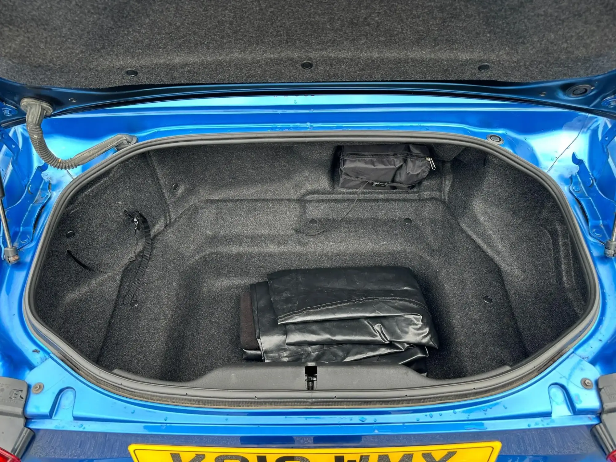 Abarth 124 Spider Image 9 Abarth 124 Spider Image 9