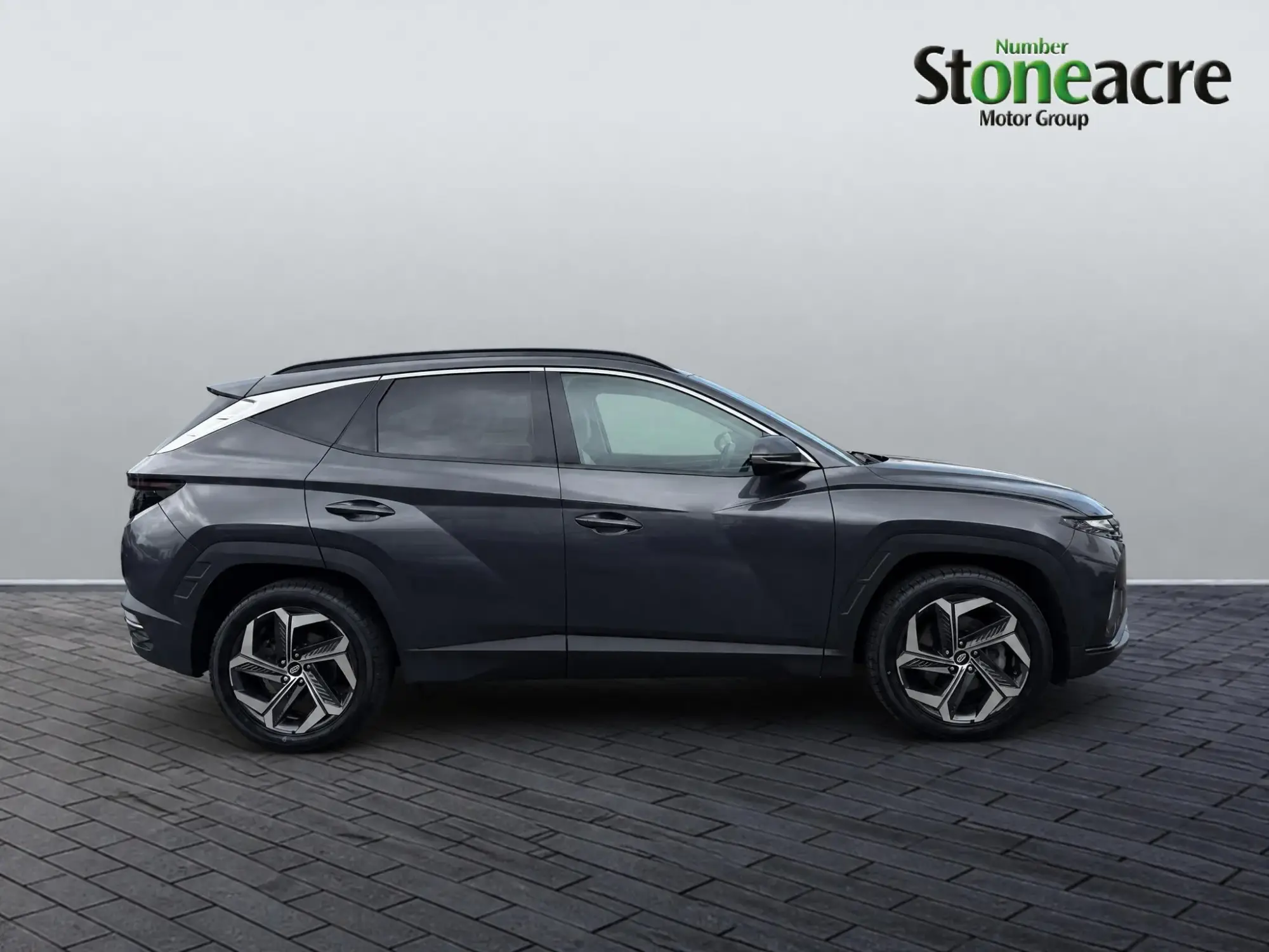 Hyundai TUCSON Hybrid 1.6 TGDi Hybrid 230 Ultimate 5dr 2WD Auto MM71RVO Image 2 Hyundai TUCSON Hybrid 1.6 TGDi Hybrid 230 Ultimate 5dr 2WD Auto MM71RVO Image 2