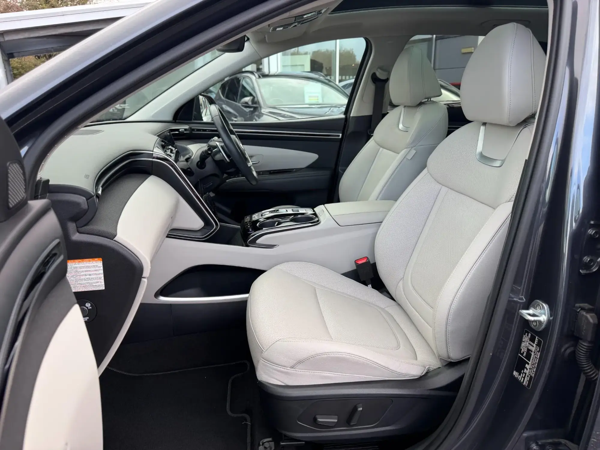 Hyundai TUCSON Hybrid Image 13 Hyundai TUCSON Hybrid Image 13