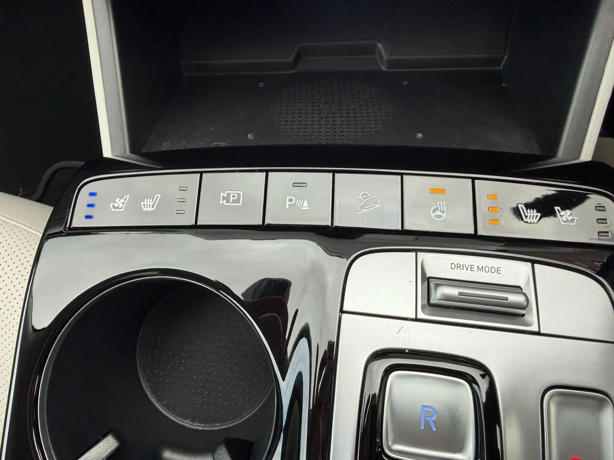 Hyundai TUCSON Hybrid Image 23 Hyundai TUCSON Hybrid Image 23