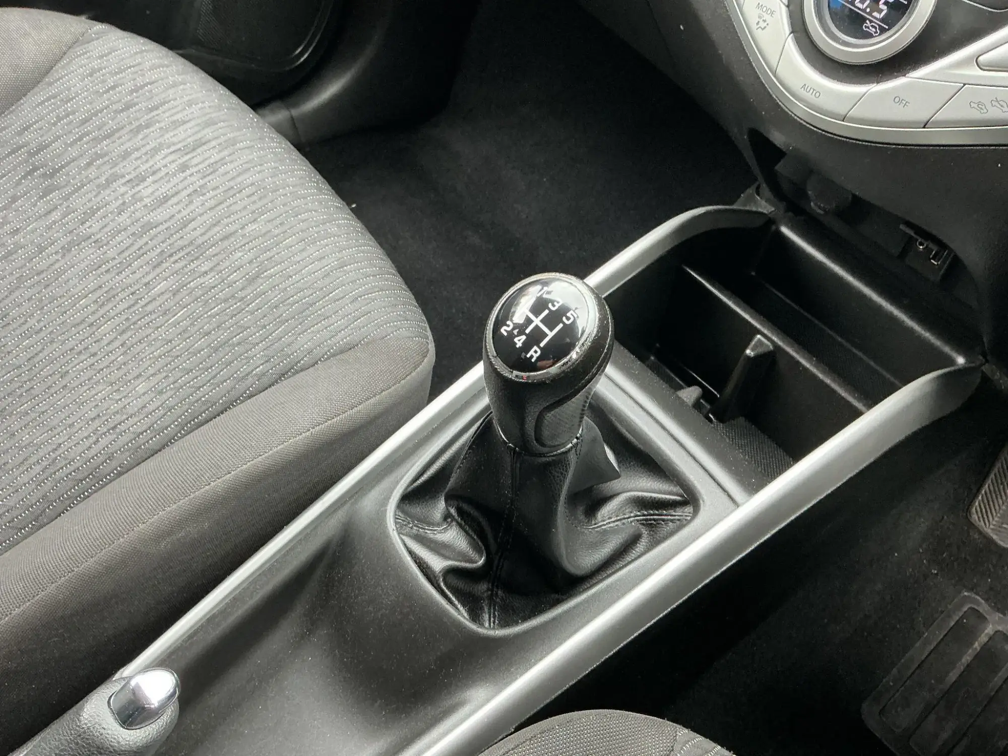 Suzuki Baleno Image 11