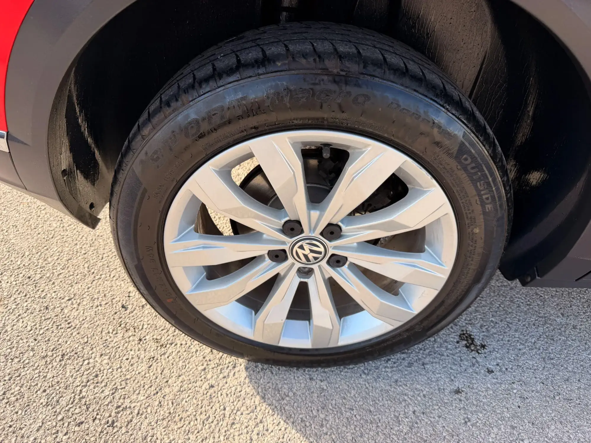 Volkswagen T-Roc Image 13