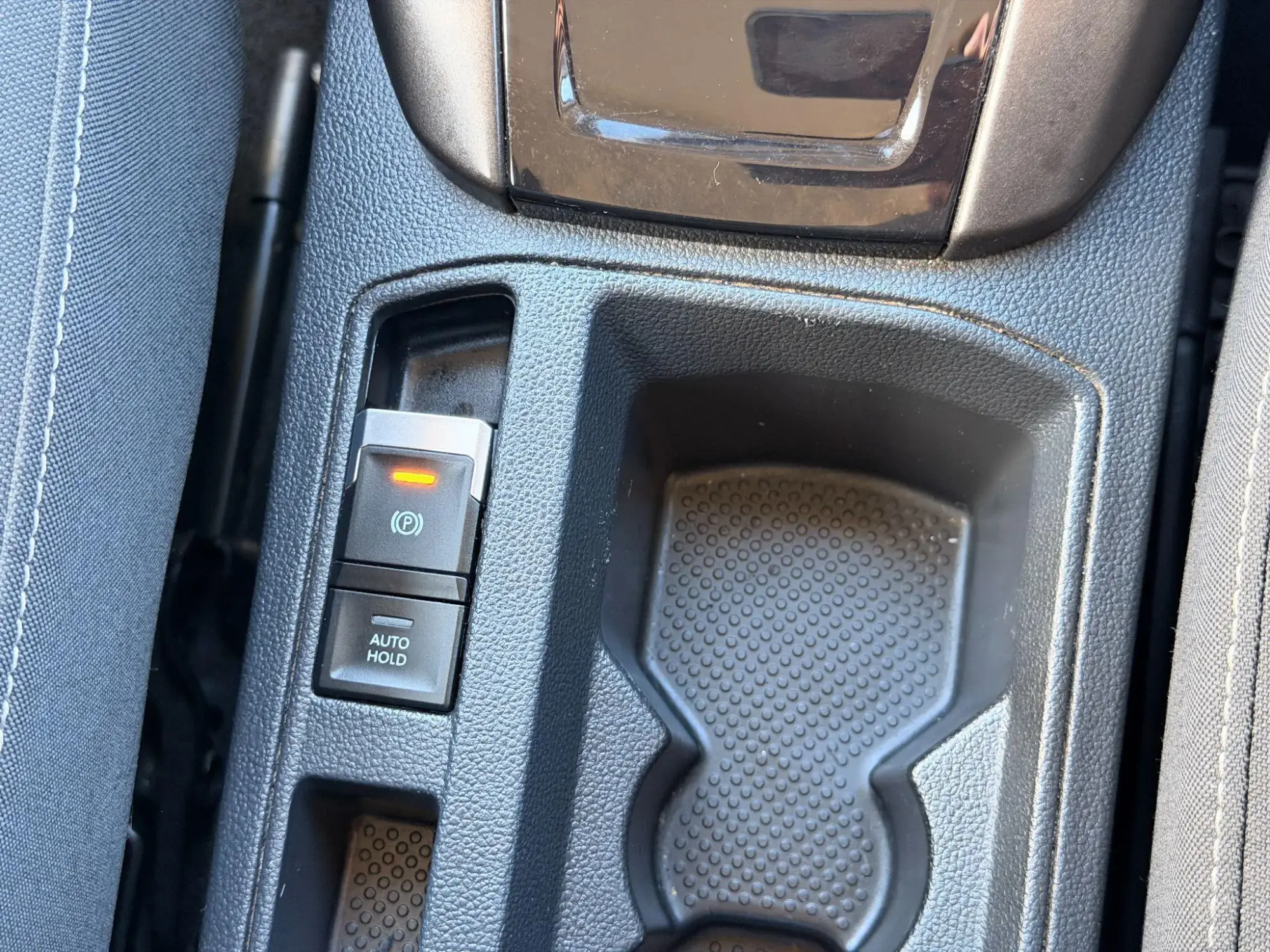Volkswagen T-Roc Image 33