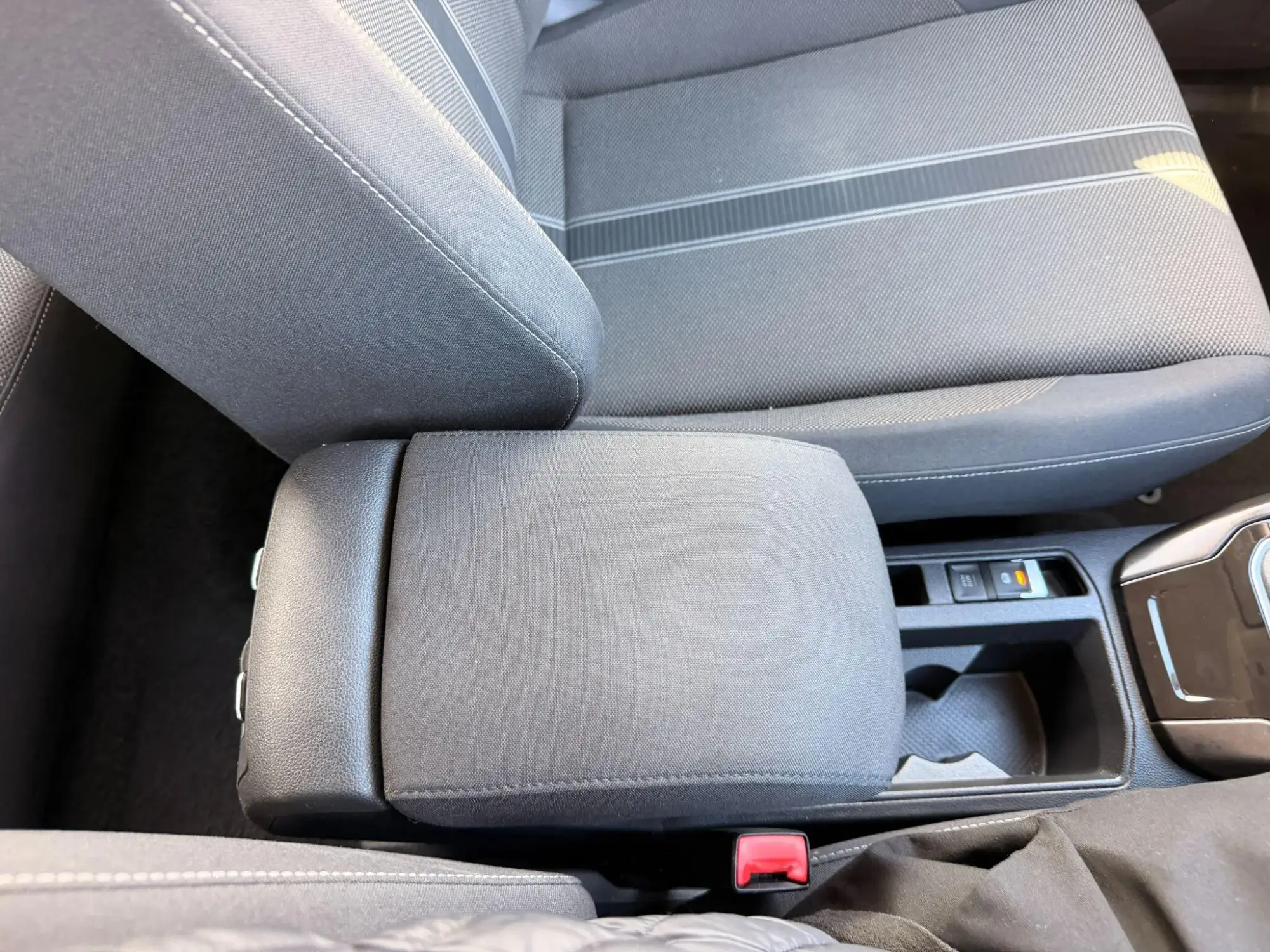 Volkswagen T-Roc Image 35