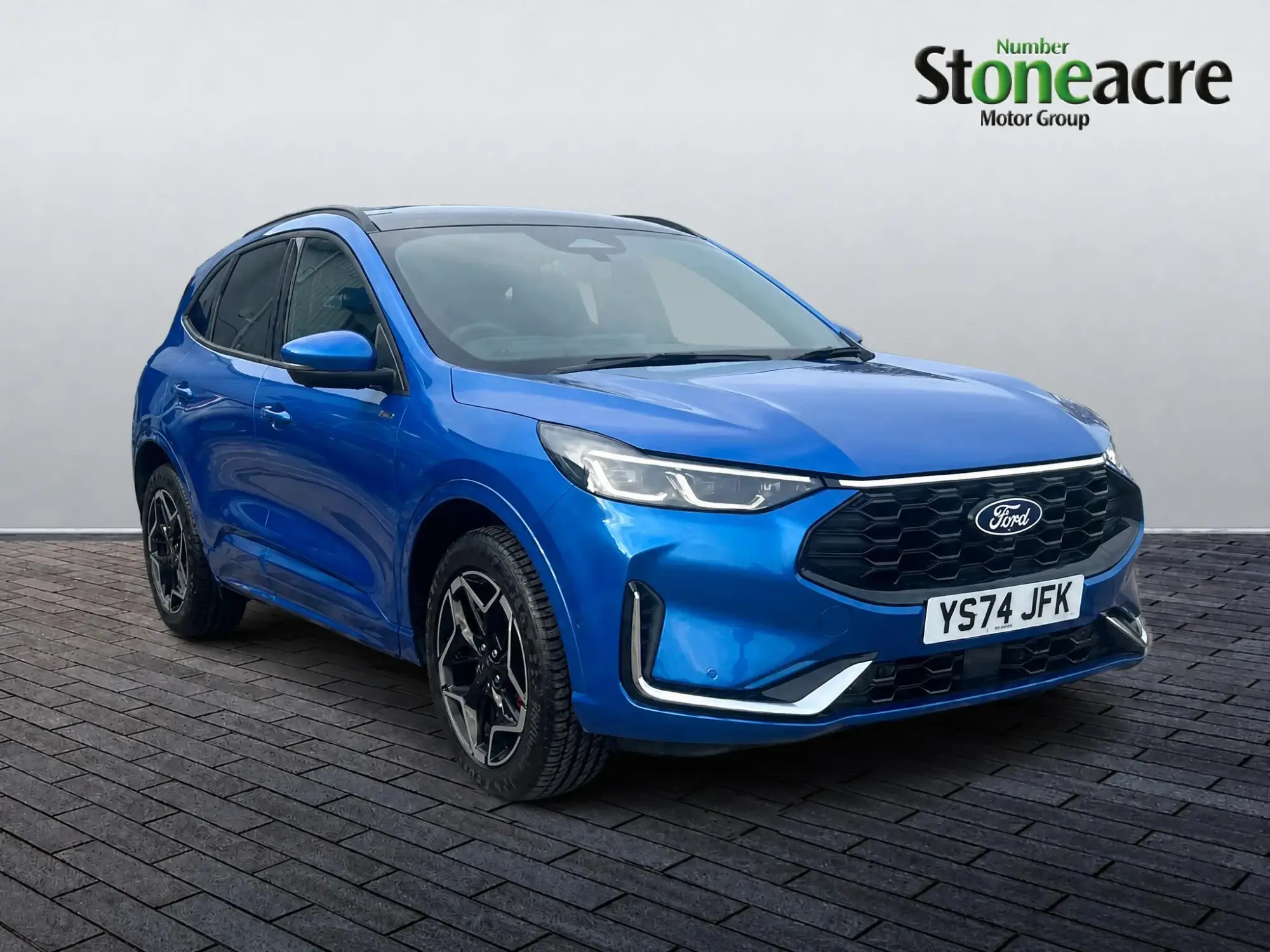 Ford Kuga Plug-In Hybrid Image 1 Ford Kuga Plug-In Hybrid Image 1