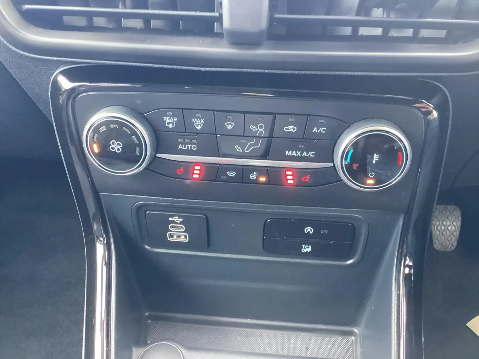 Ford EcoSport Image 23 Ford EcoSport Image 23