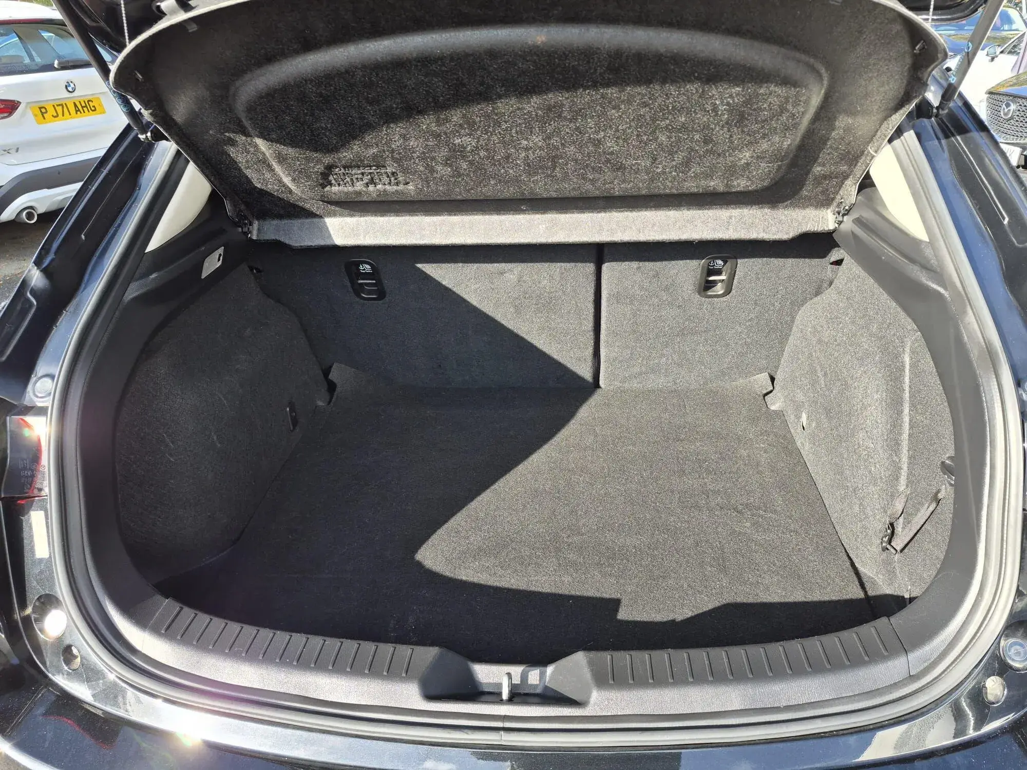 Mazda3 Image 23 Mazda3 Image 23