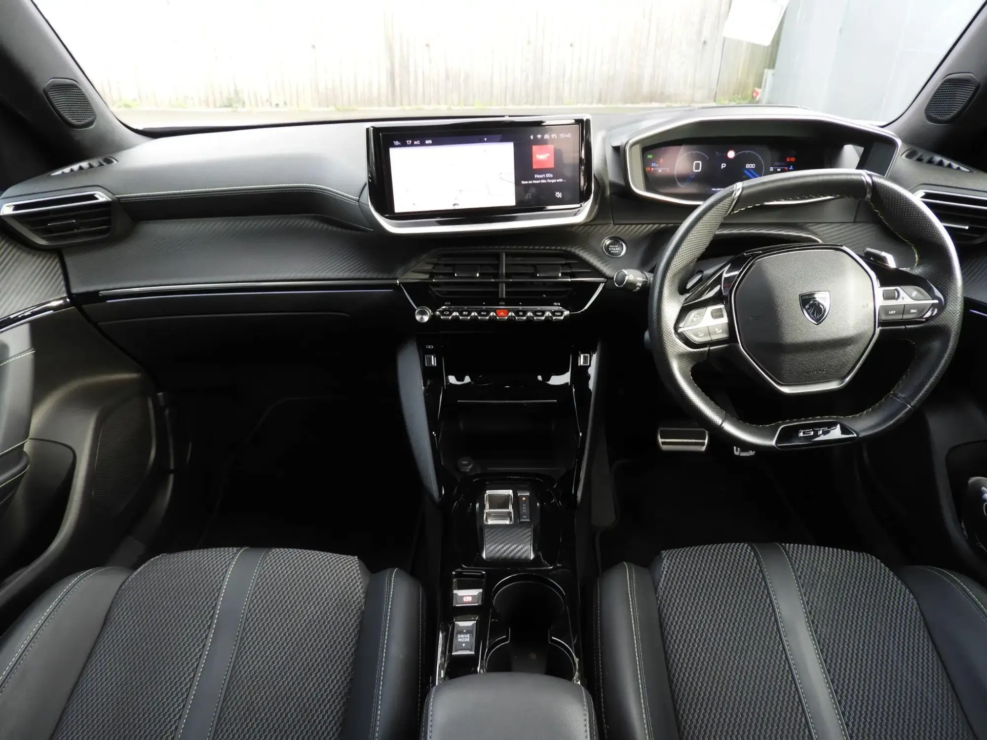 Peugeot 2008 Image 14