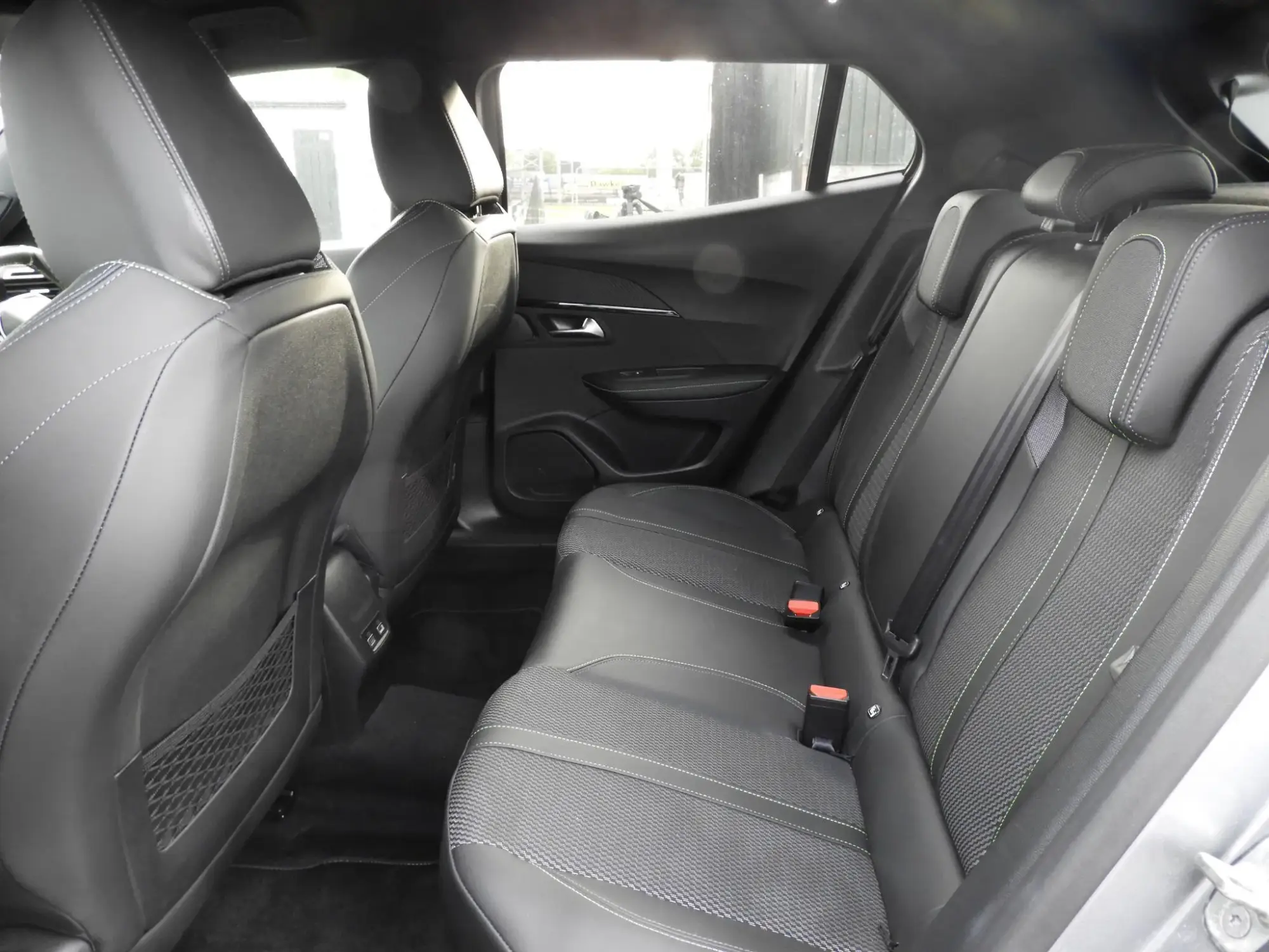 Peugeot 2008 Image 18