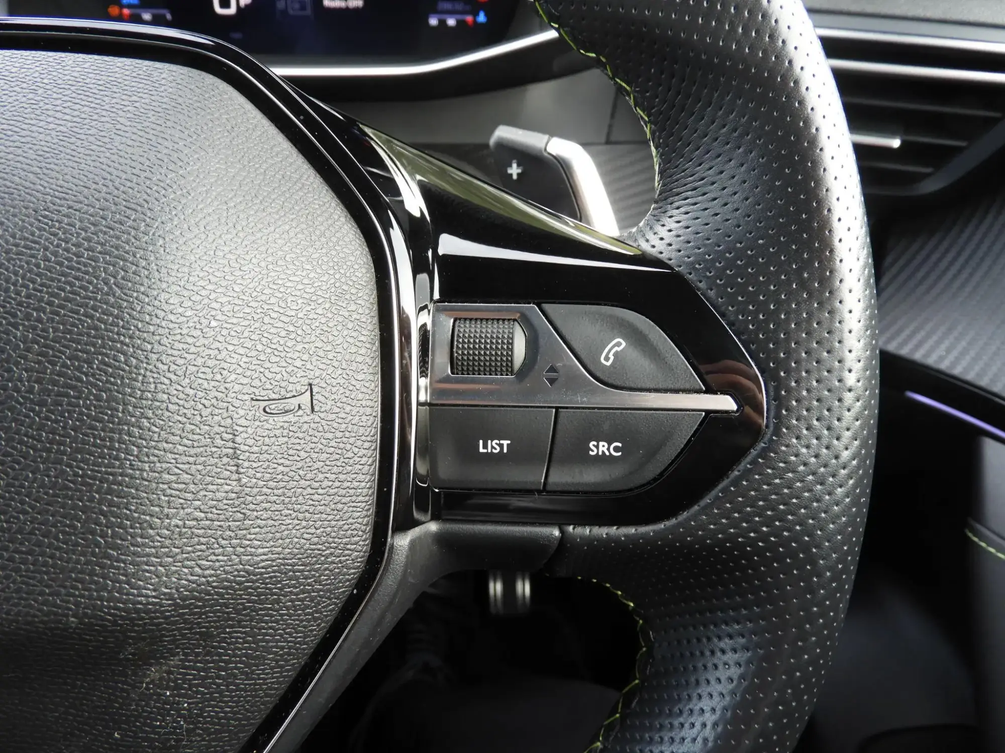 Peugeot 2008 Image 21