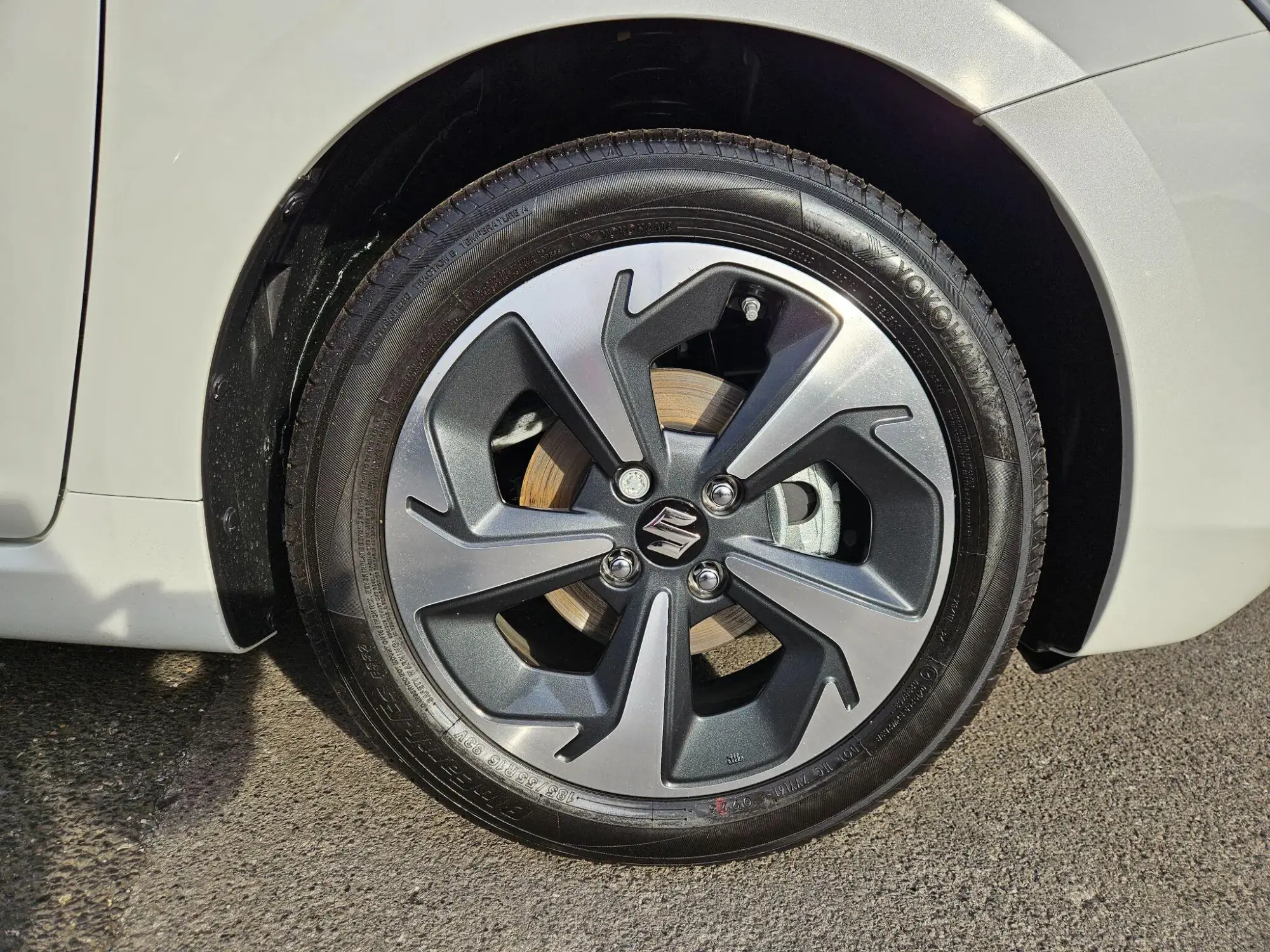 Suzuki Swift Image 9