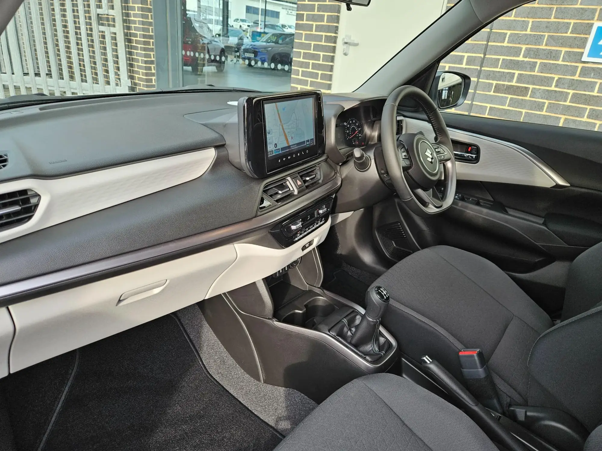 Suzuki Swift Image 13
