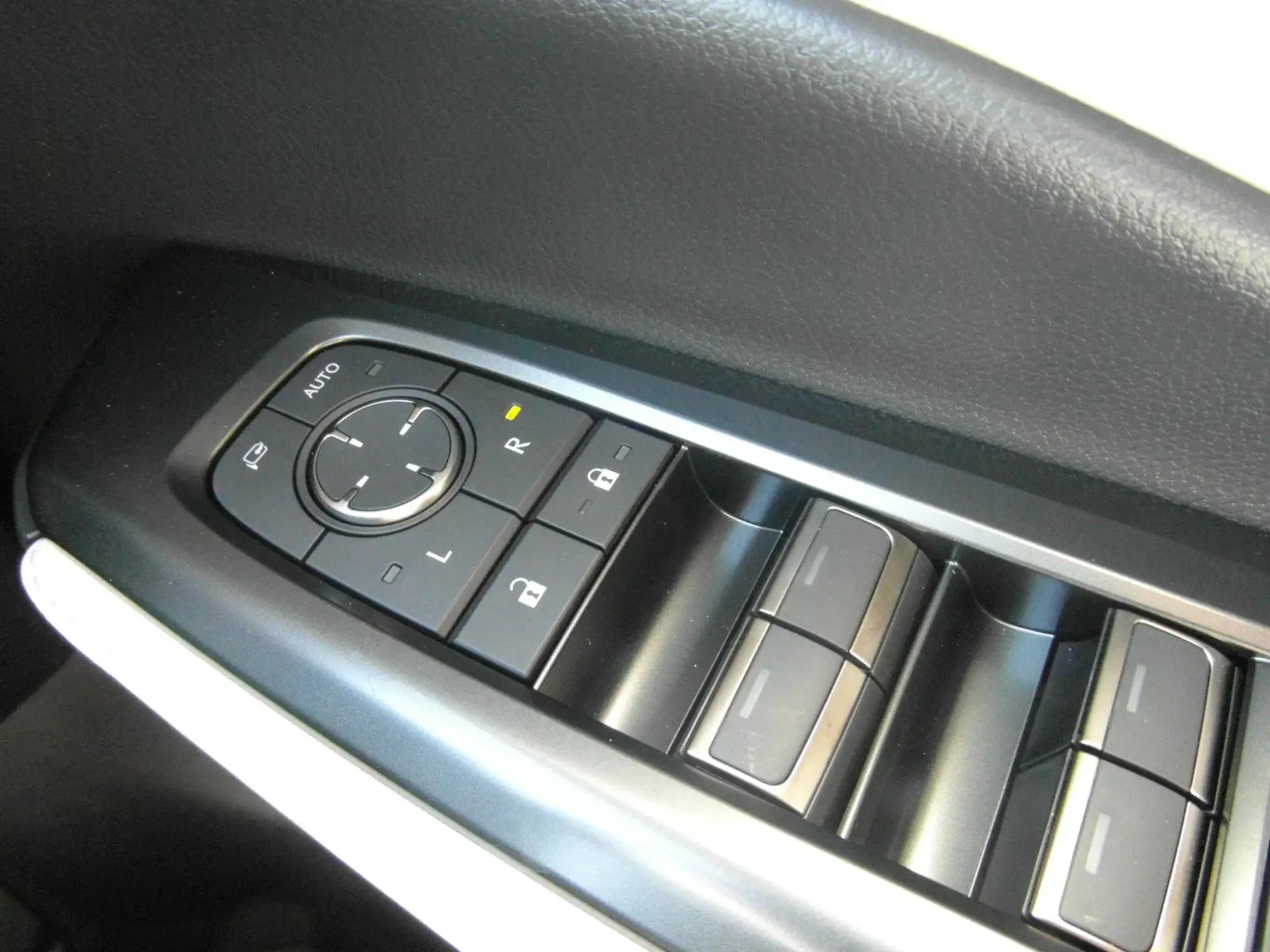 Lexus LBX Image 15 Lexus LBX Image 15