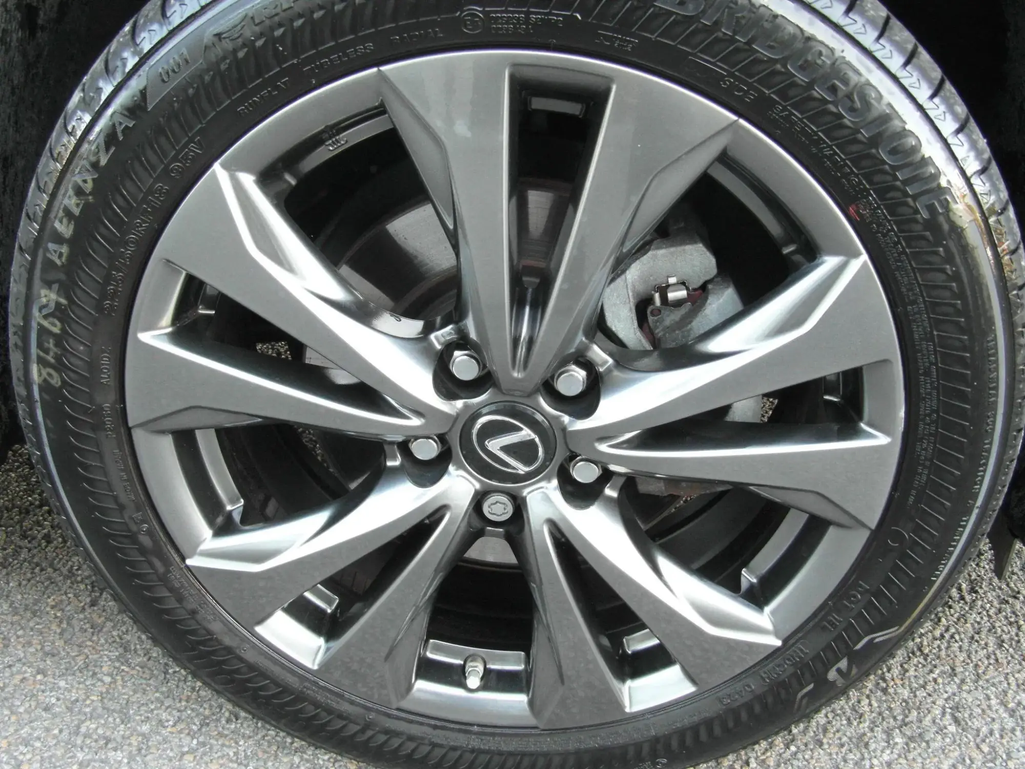 Lexus UX Self-Charging Hybrid Image 12 Lexus UX Self-Charging Hybrid Image 12