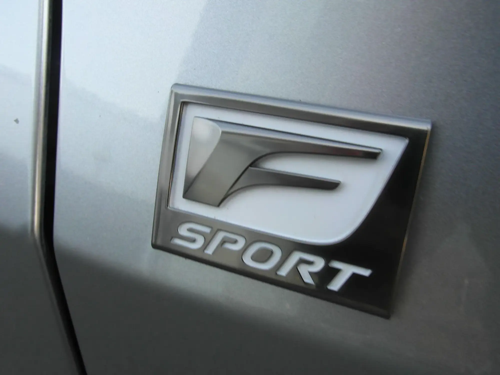 Lexus UX Self-Charging Hybrid Image 13 Lexus UX Self-Charging Hybrid Image 13