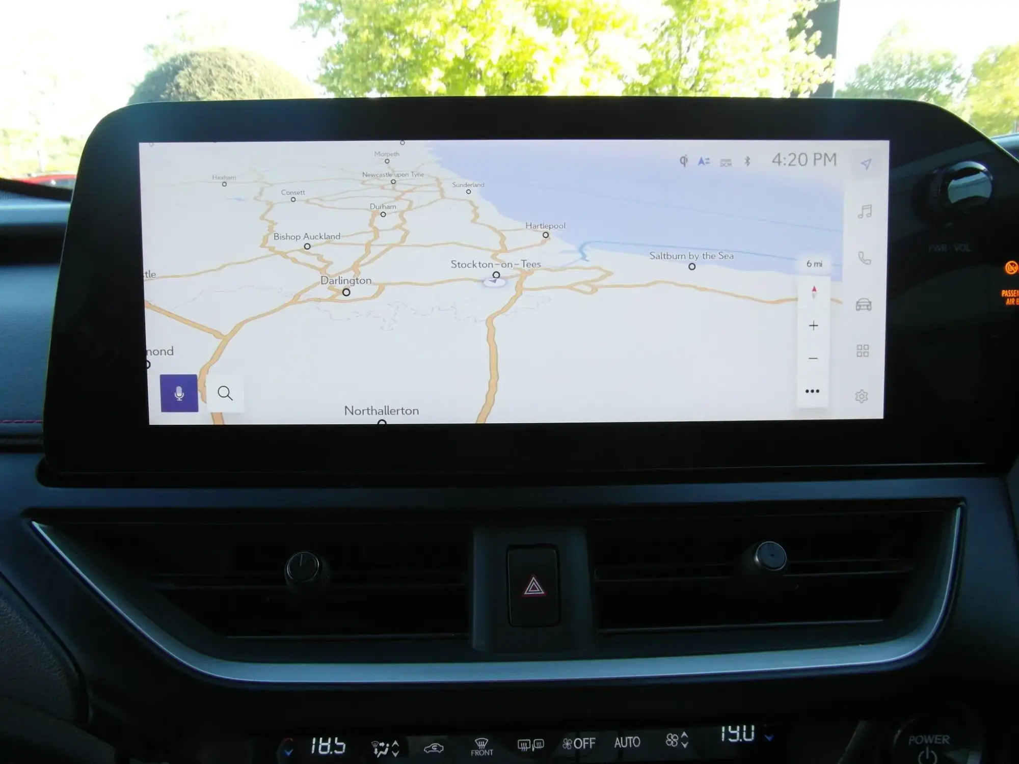 Lexus UX Self-Charging Hybrid Image 30 Lexus UX Self-Charging Hybrid Image 30