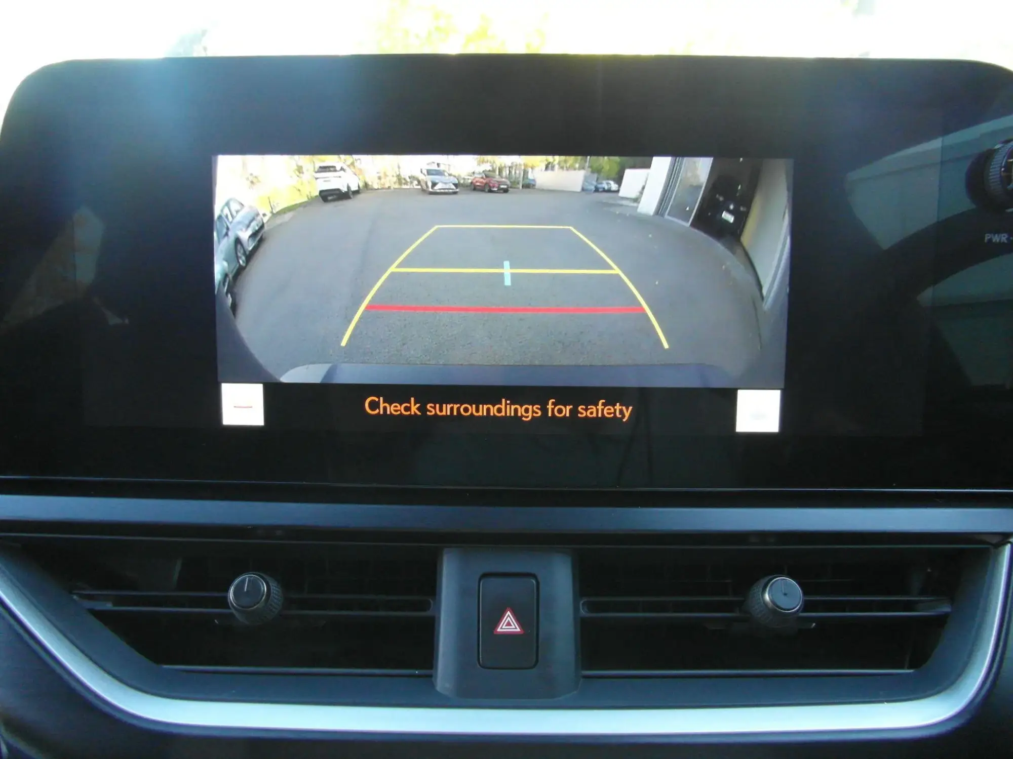 Lexus UX Self-Charging Hybrid Image 32 Lexus UX Self-Charging Hybrid Image 32