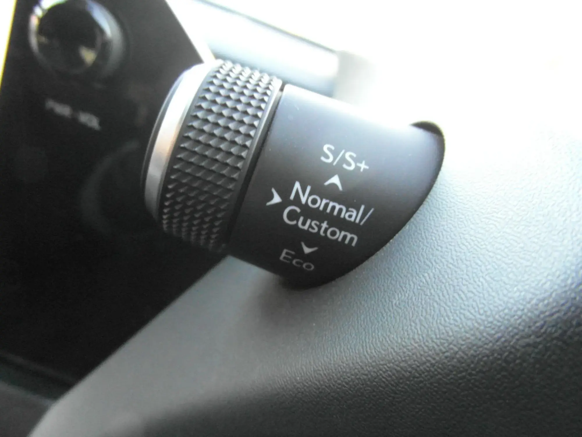 Lexus UX Self-Charging Hybrid Image 38 Lexus UX Self-Charging Hybrid Image 38