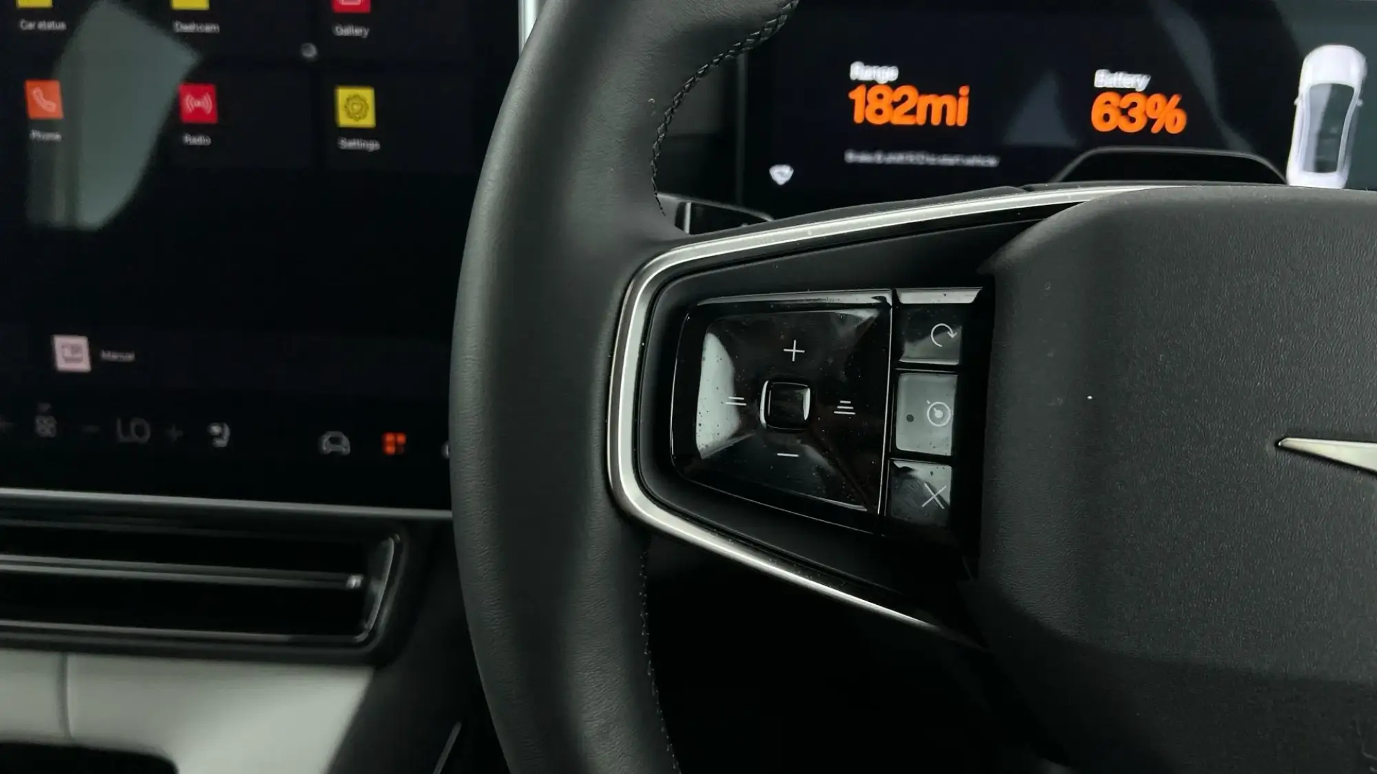Polestar 4 SUV Image 10