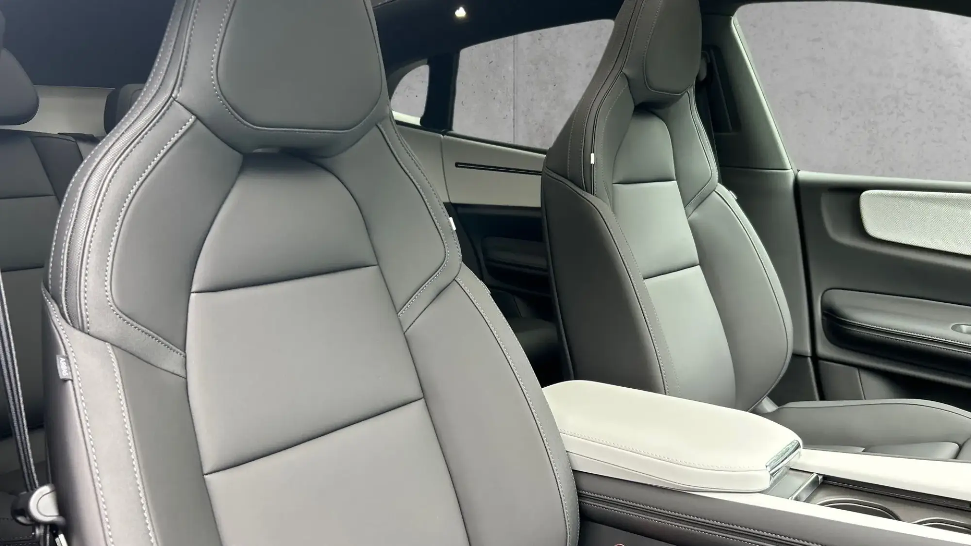 Polestar 4 Coupe Image 19 Polestar 4 Coupe Image 19