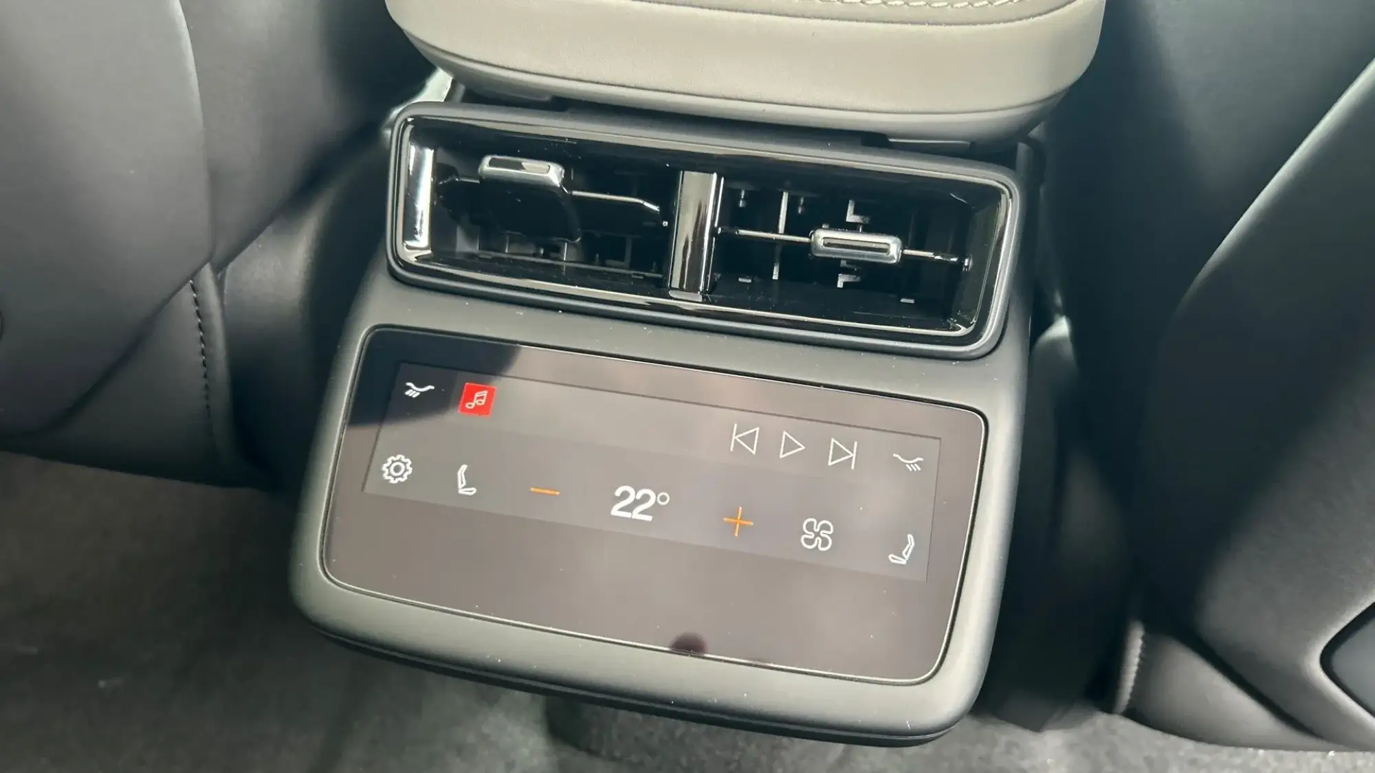 Polestar 4 Coupe Image 22 Polestar 4 Coupe Image 22