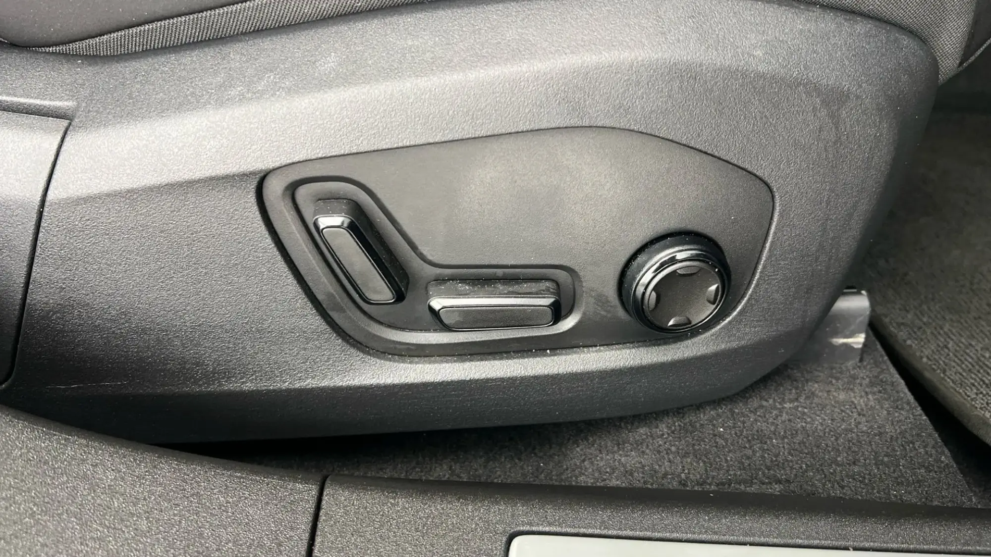 Polestar 4 Coupe Image 38