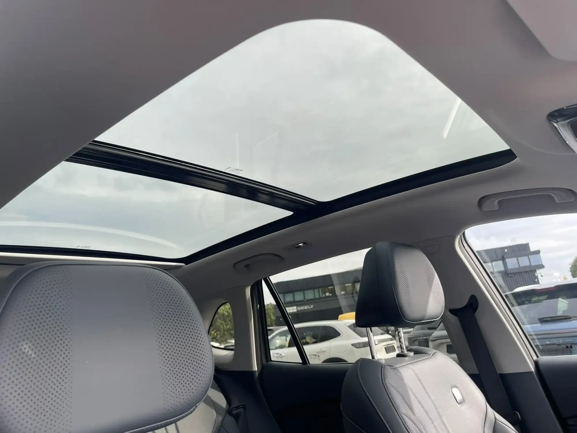 Geely EX5 Image 37