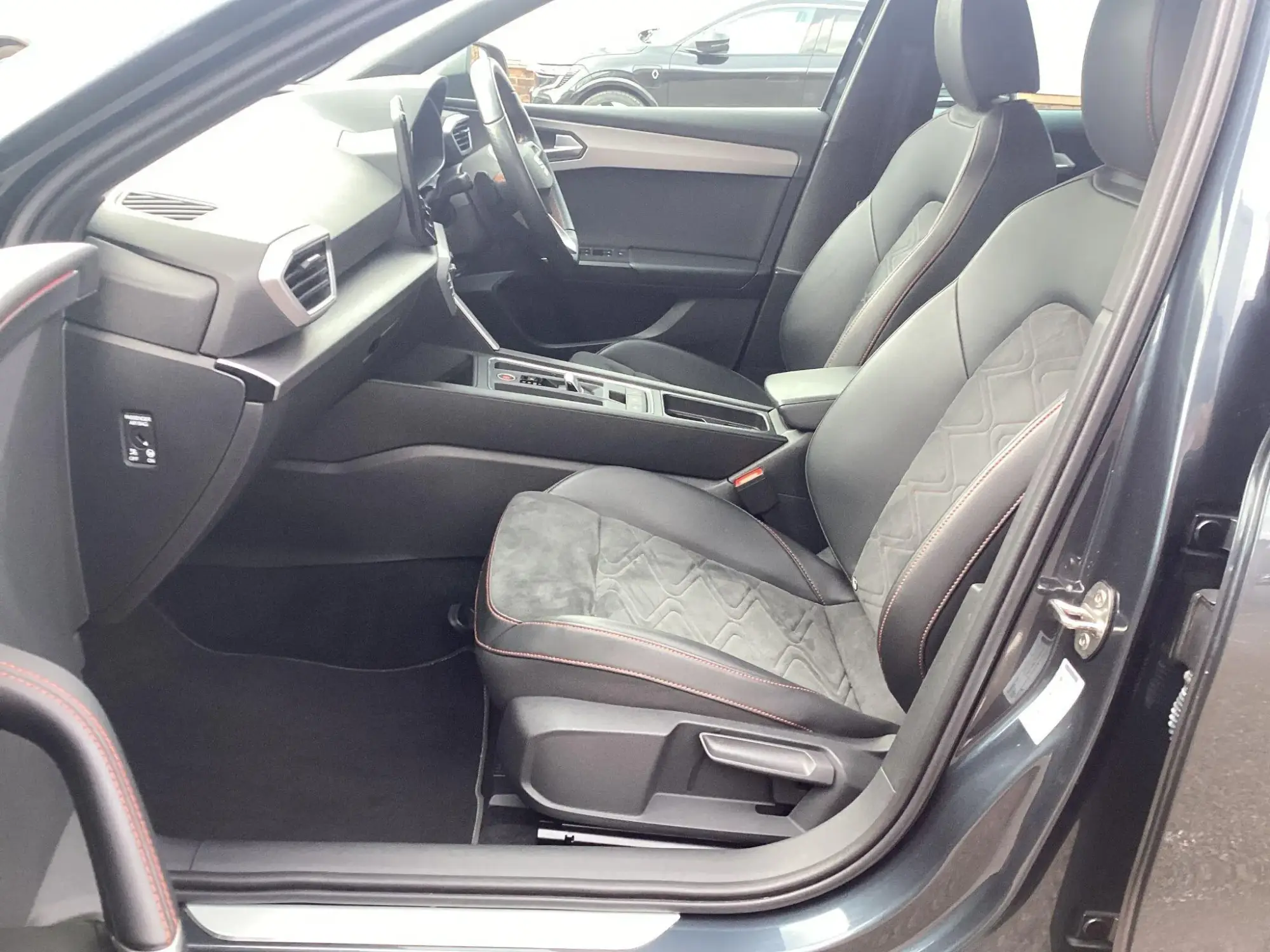 SEAT Leon Image 38 SEAT Leon Image 38
