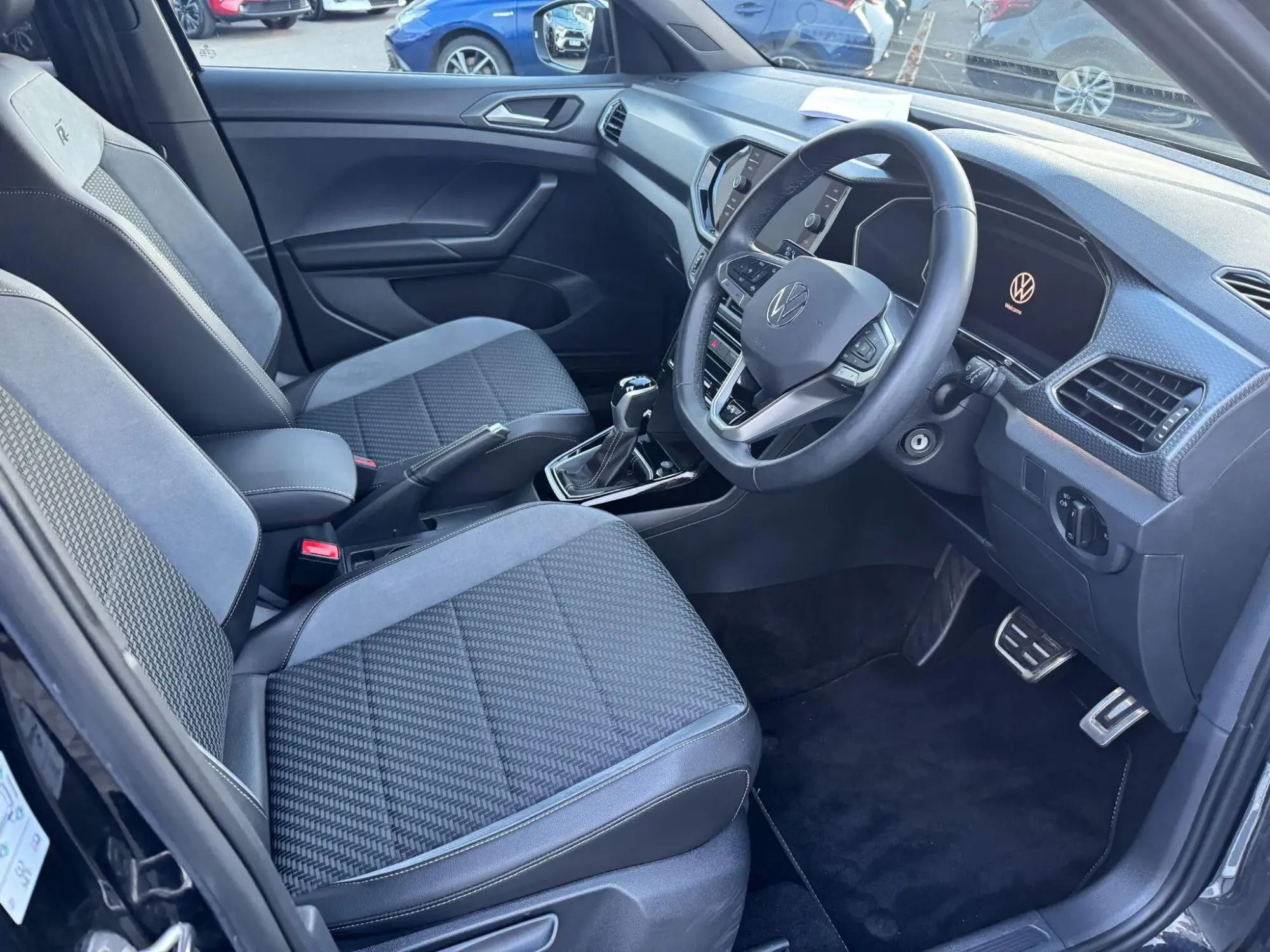 Volkswagen T-Cross Image 11