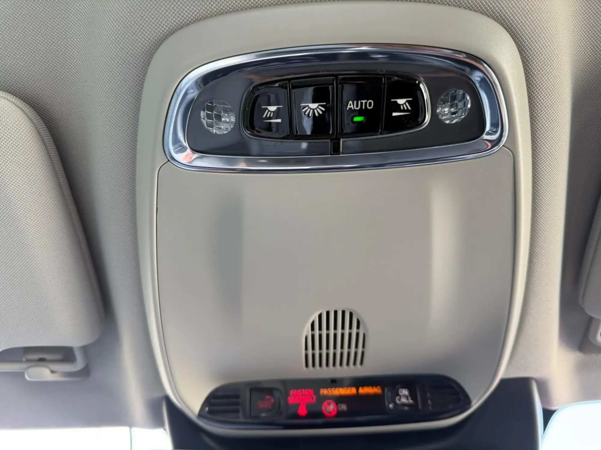 Volvo S90 Image 16