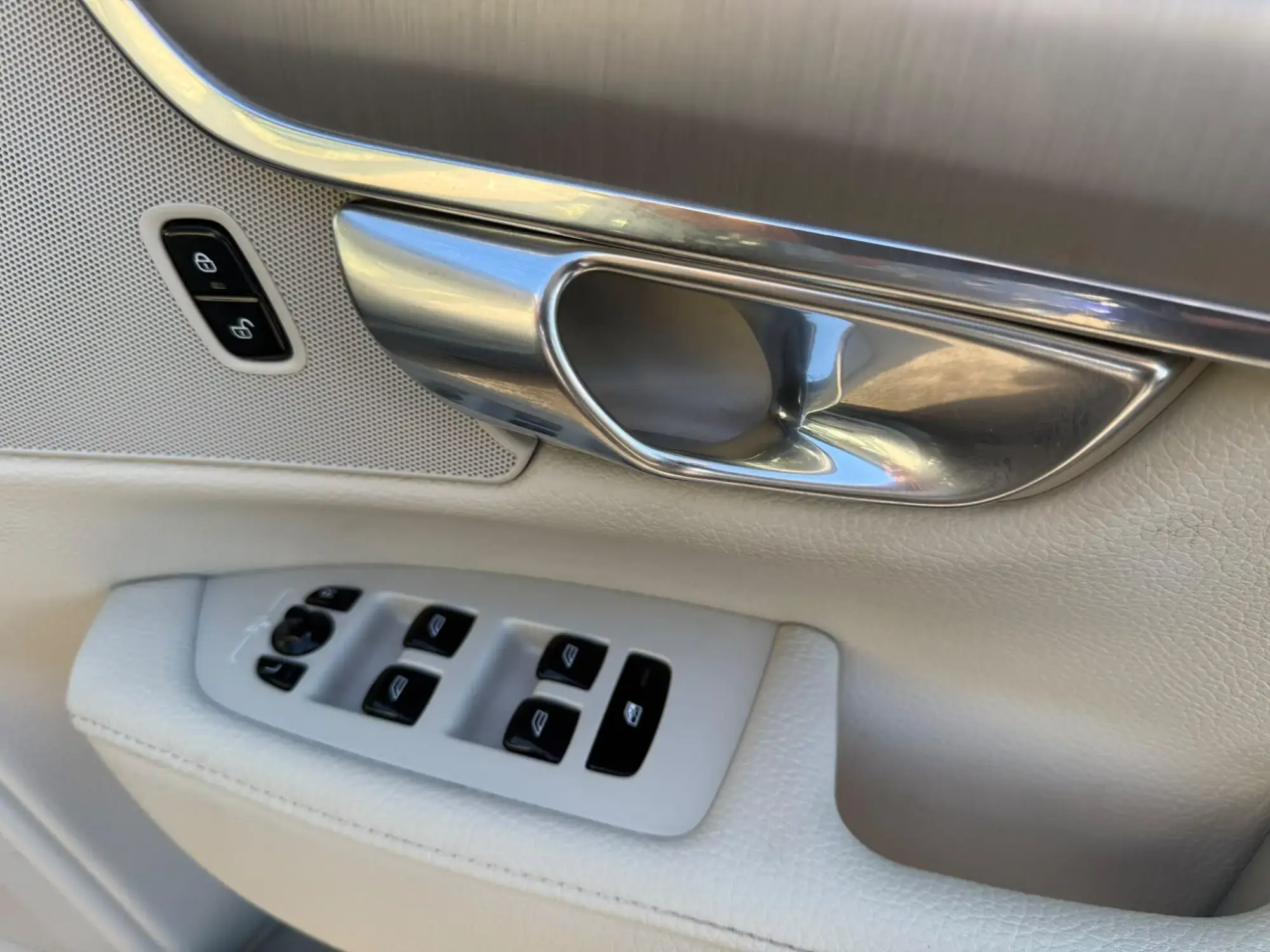 Volvo S90 Image 21