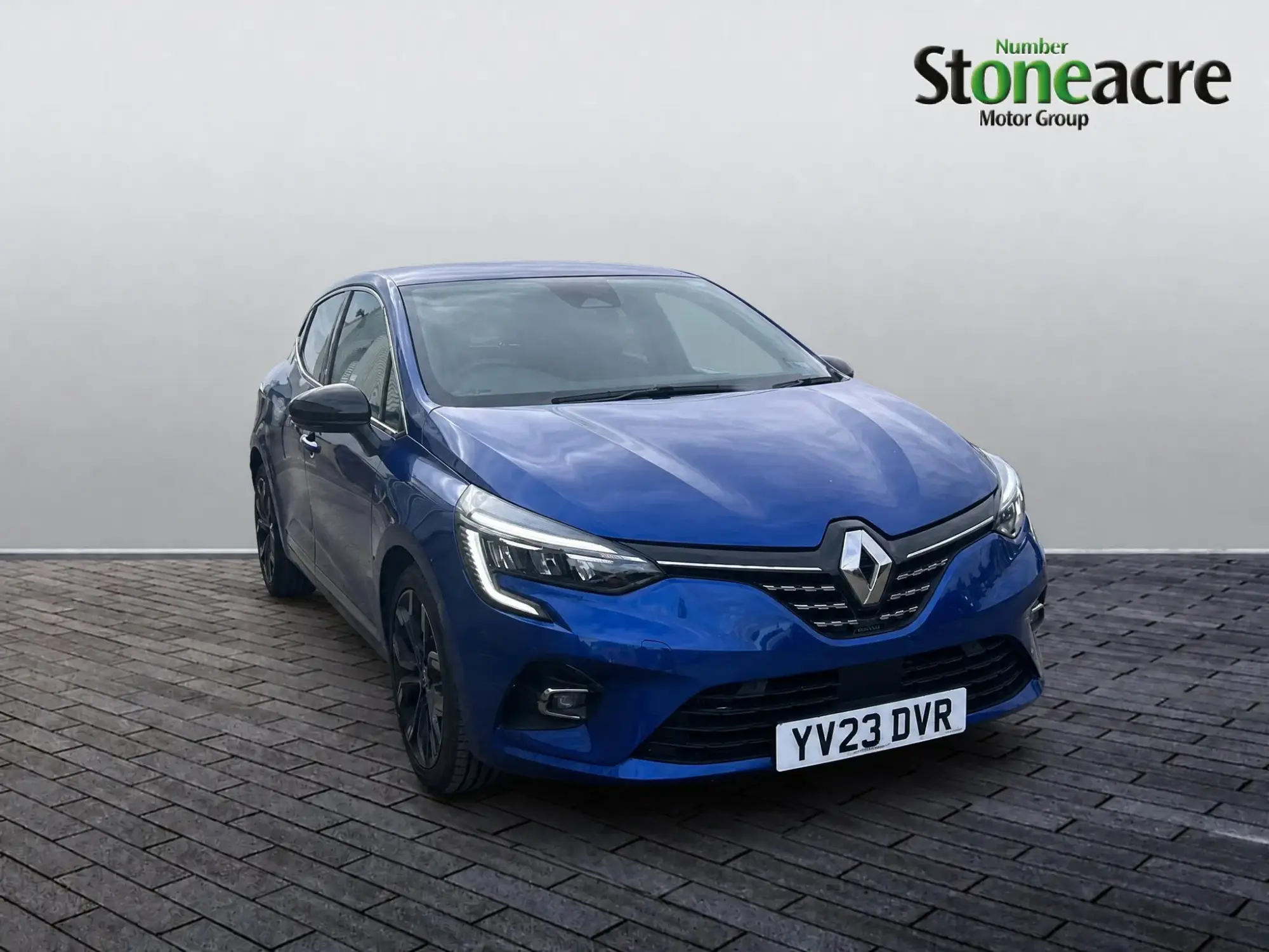 Renault Clio Image 1 Renault Clio Image 1
