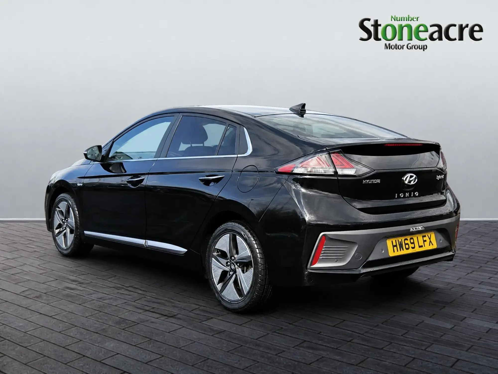 Hyundai IONIQ Hybrid Image 5 Hyundai IONIQ Hybrid Image 5