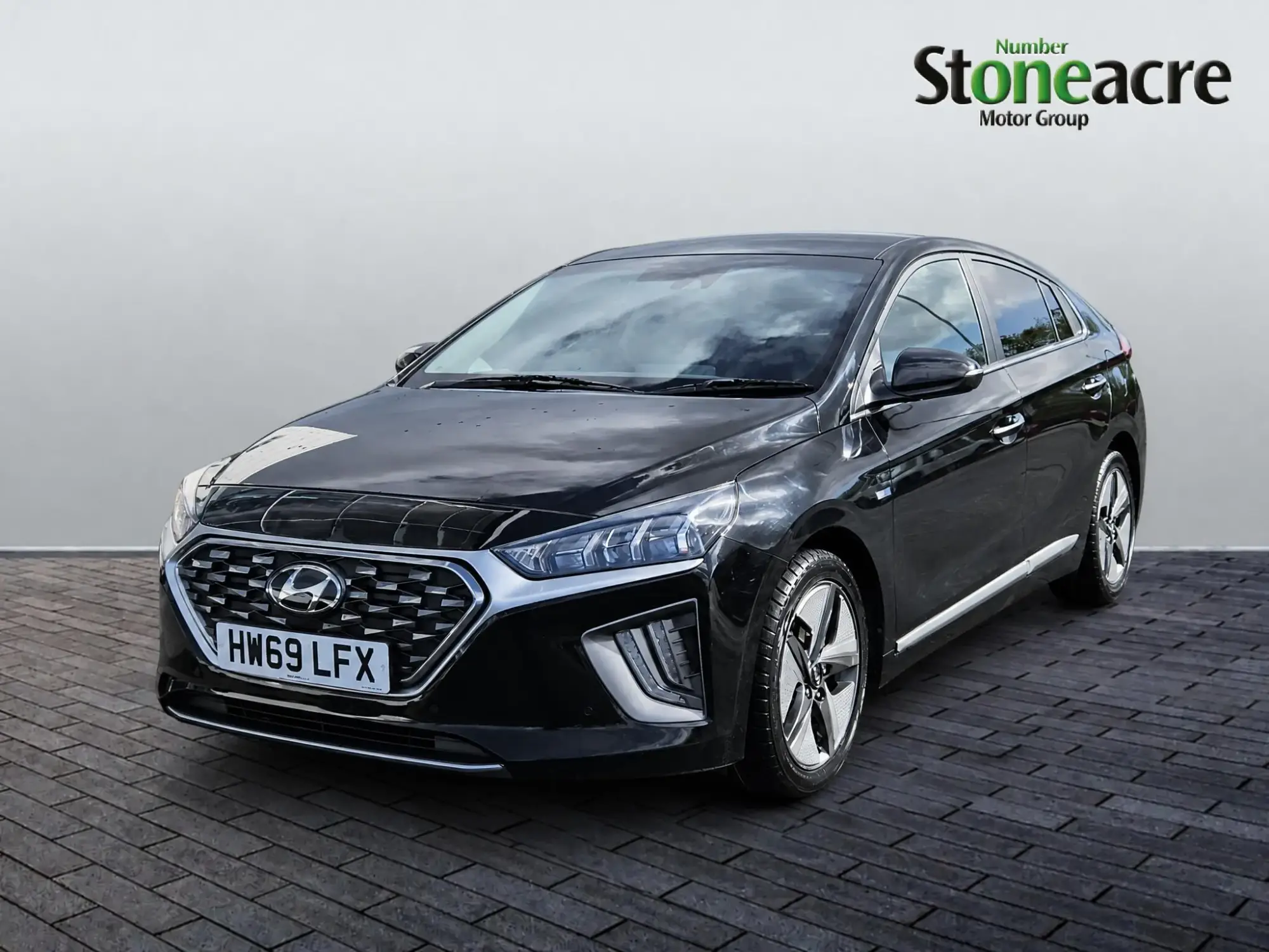 Hyundai IONIQ Hybrid Image 7 Hyundai IONIQ Hybrid Image 7