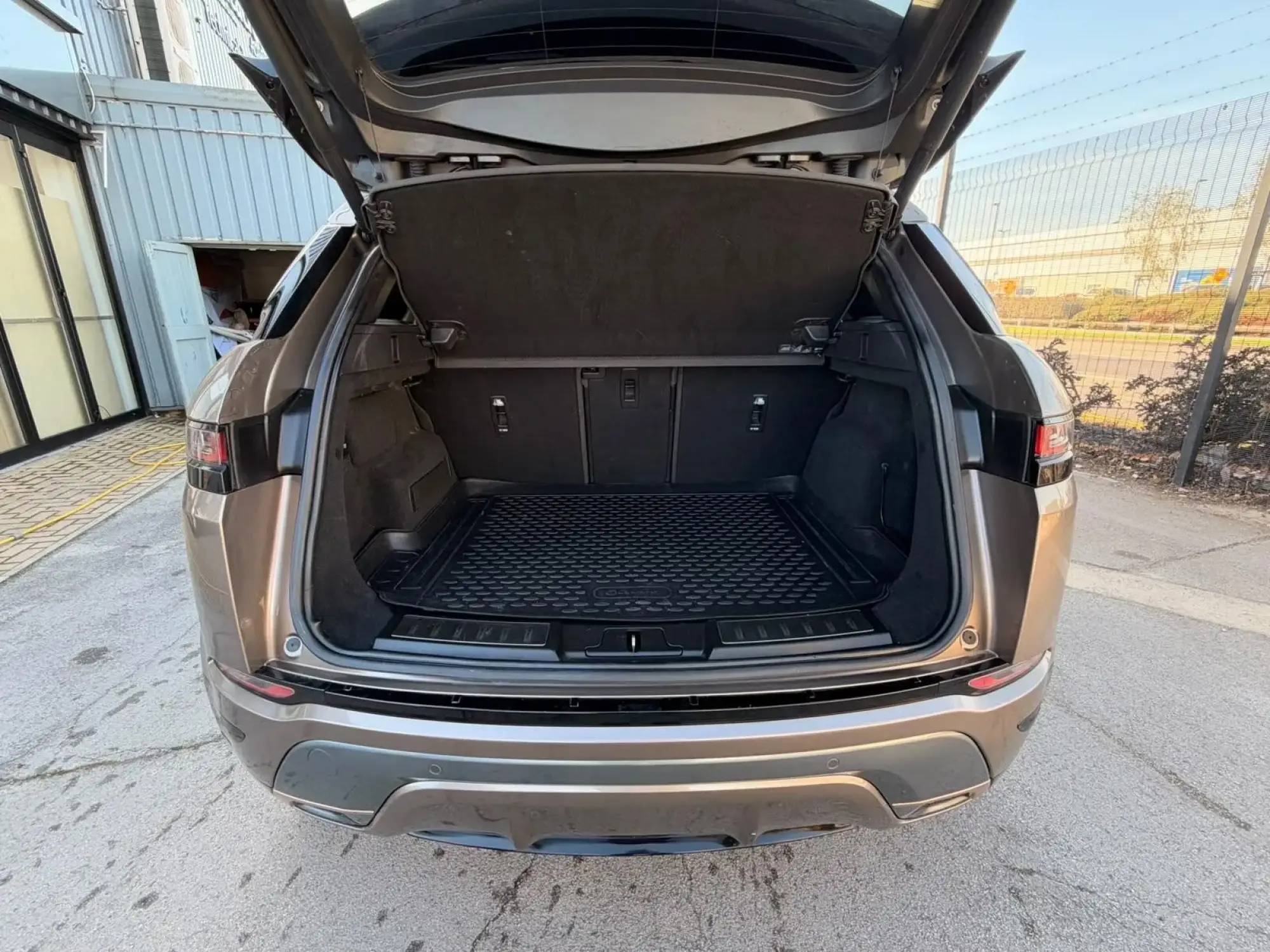 Land Rover Range Rover Evoque Image 26 Land Rover Range Rover Evoque Image 26