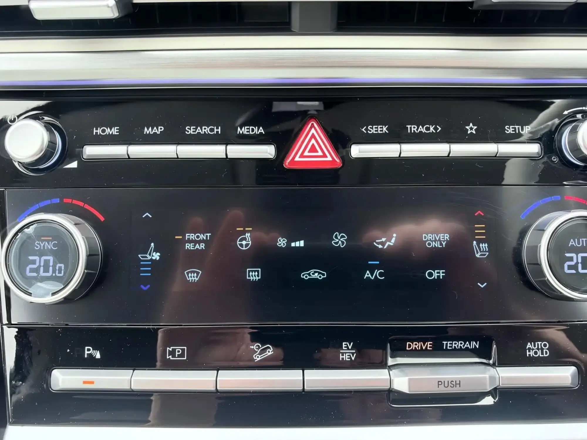 Hyundai SANTA FE Plug-in Hybrid Image 20
