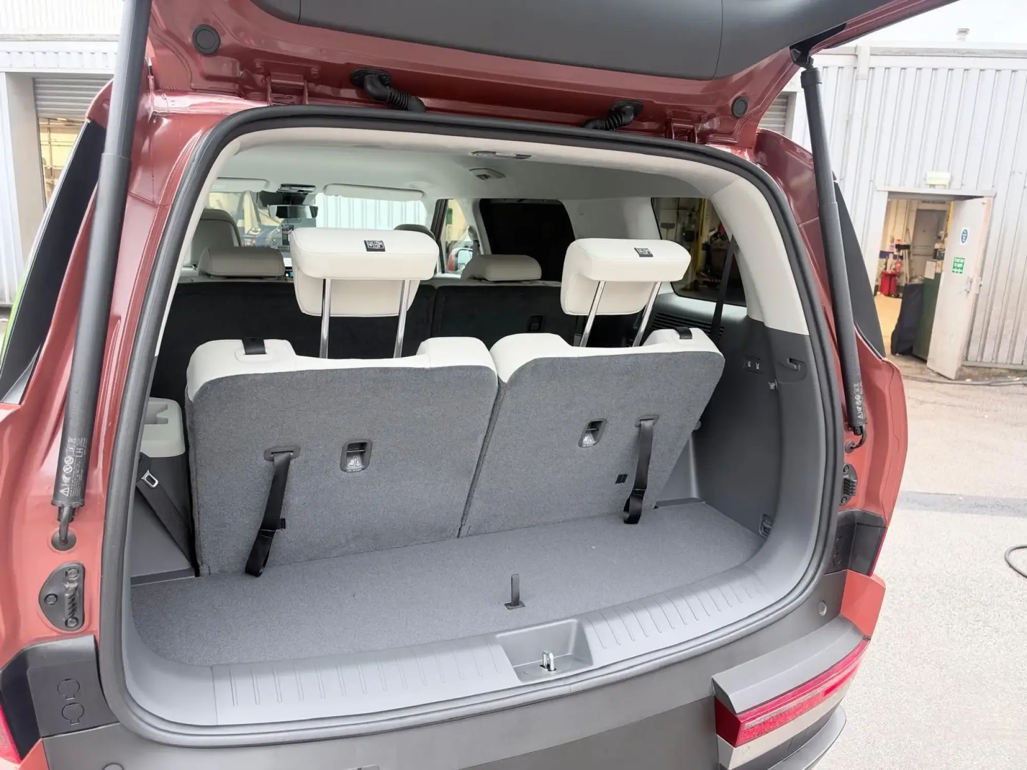 Hyundai SANTA FE Plug-in Hybrid Image 31