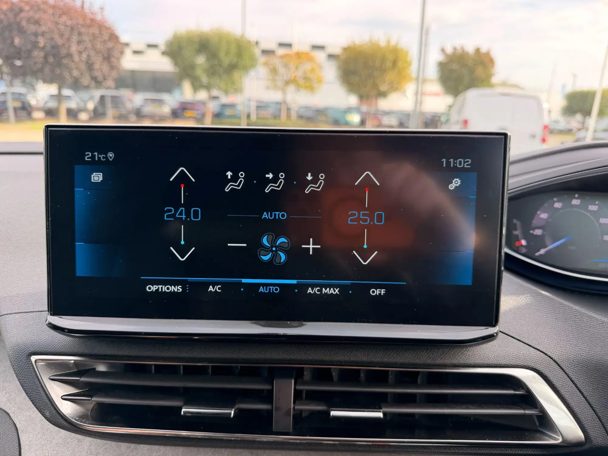 Peugeot 3008 Image 32