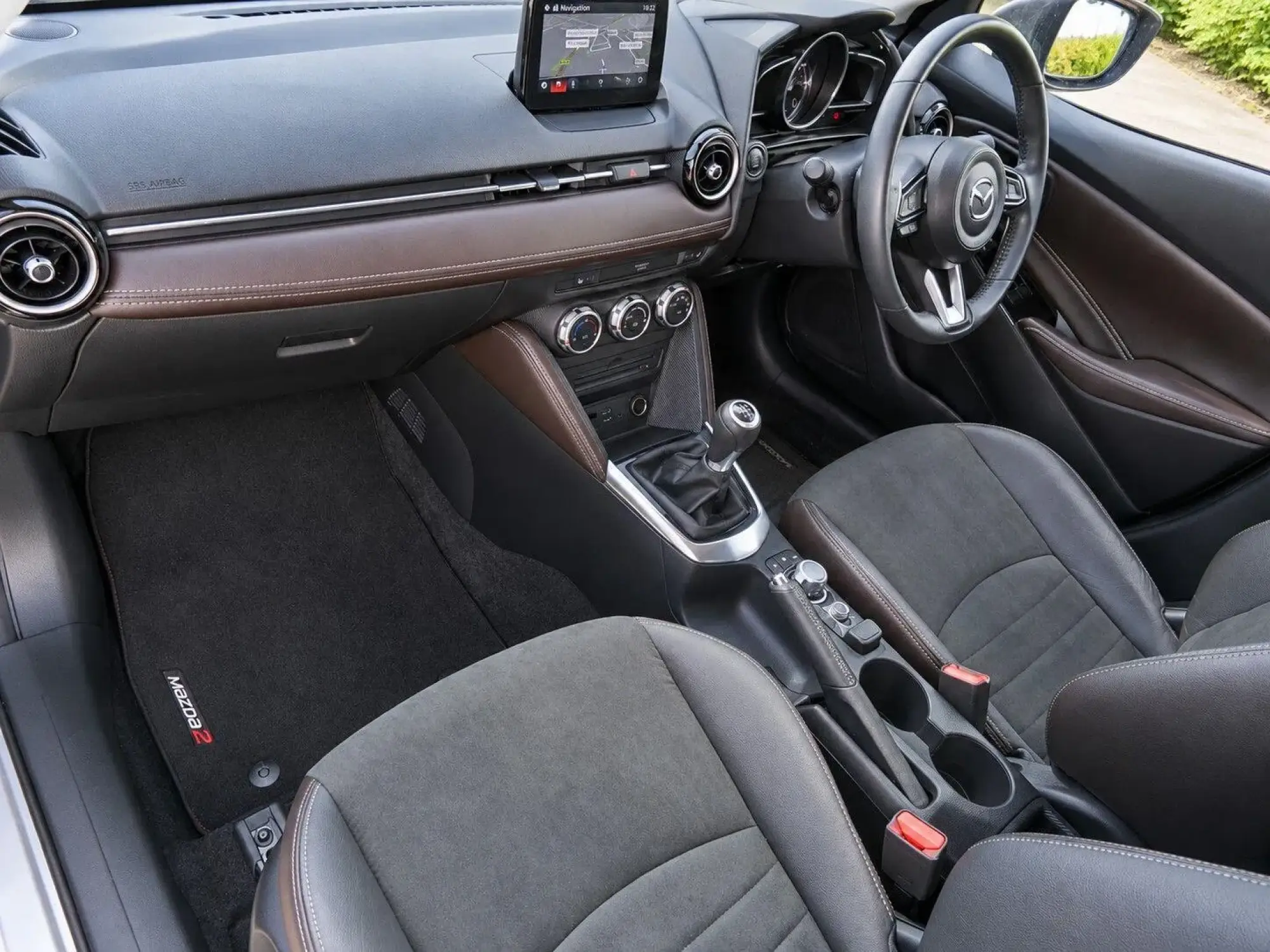 Mazda2 Image 16