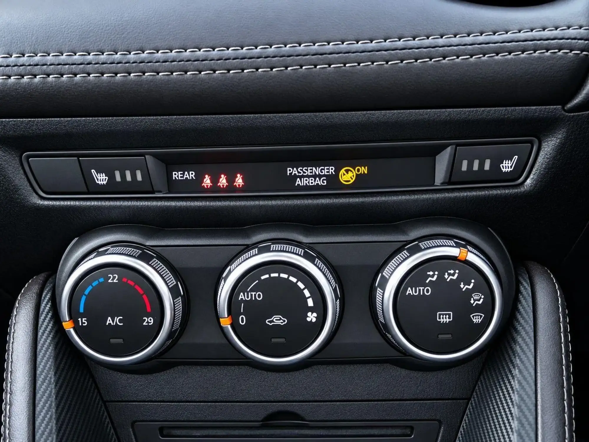 Mazda2 Image 20