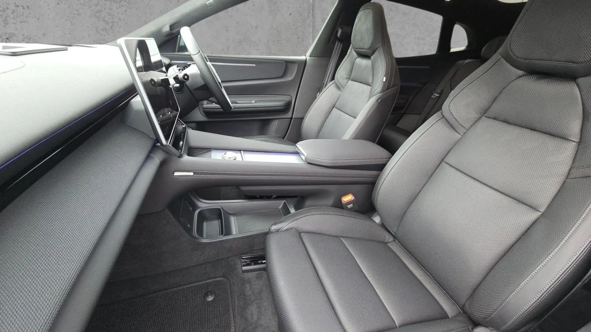 Polestar 4 Coupe Image 24 Polestar 4 Coupe Image 24