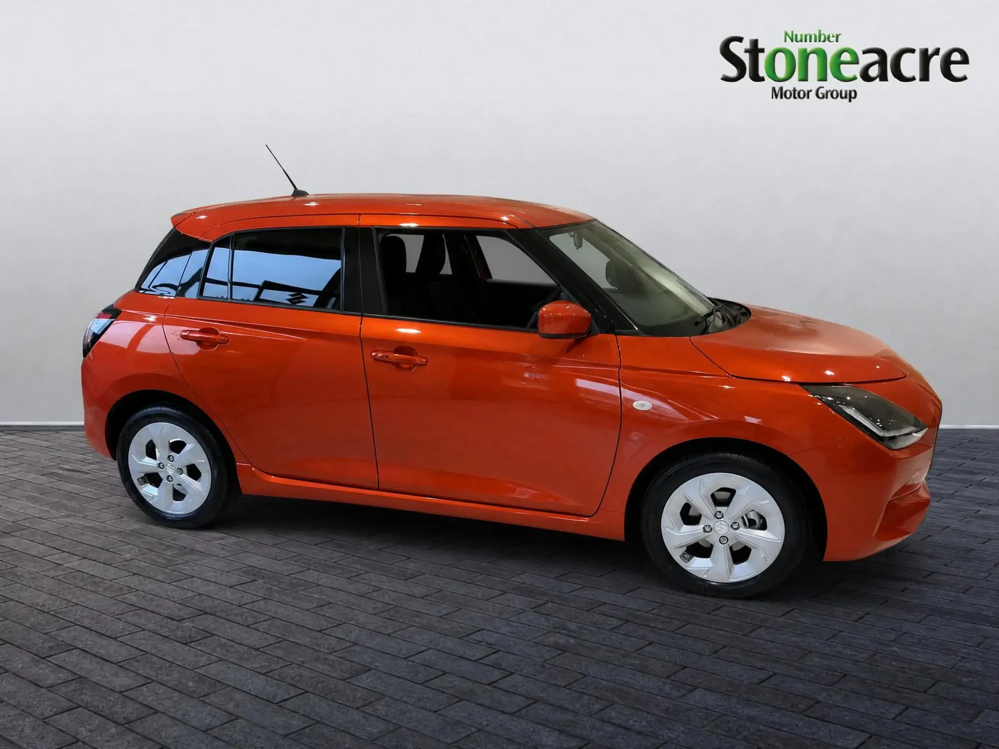 Suzuki Swift 1.2 MHEV Motion CVT Euro 6 (s/s) 5dr YR76PKZ Image 3 Suzuki Swift 1.2 MHEV Motion CVT Euro 6 (s/s) 5dr YR76PKZ Image 3